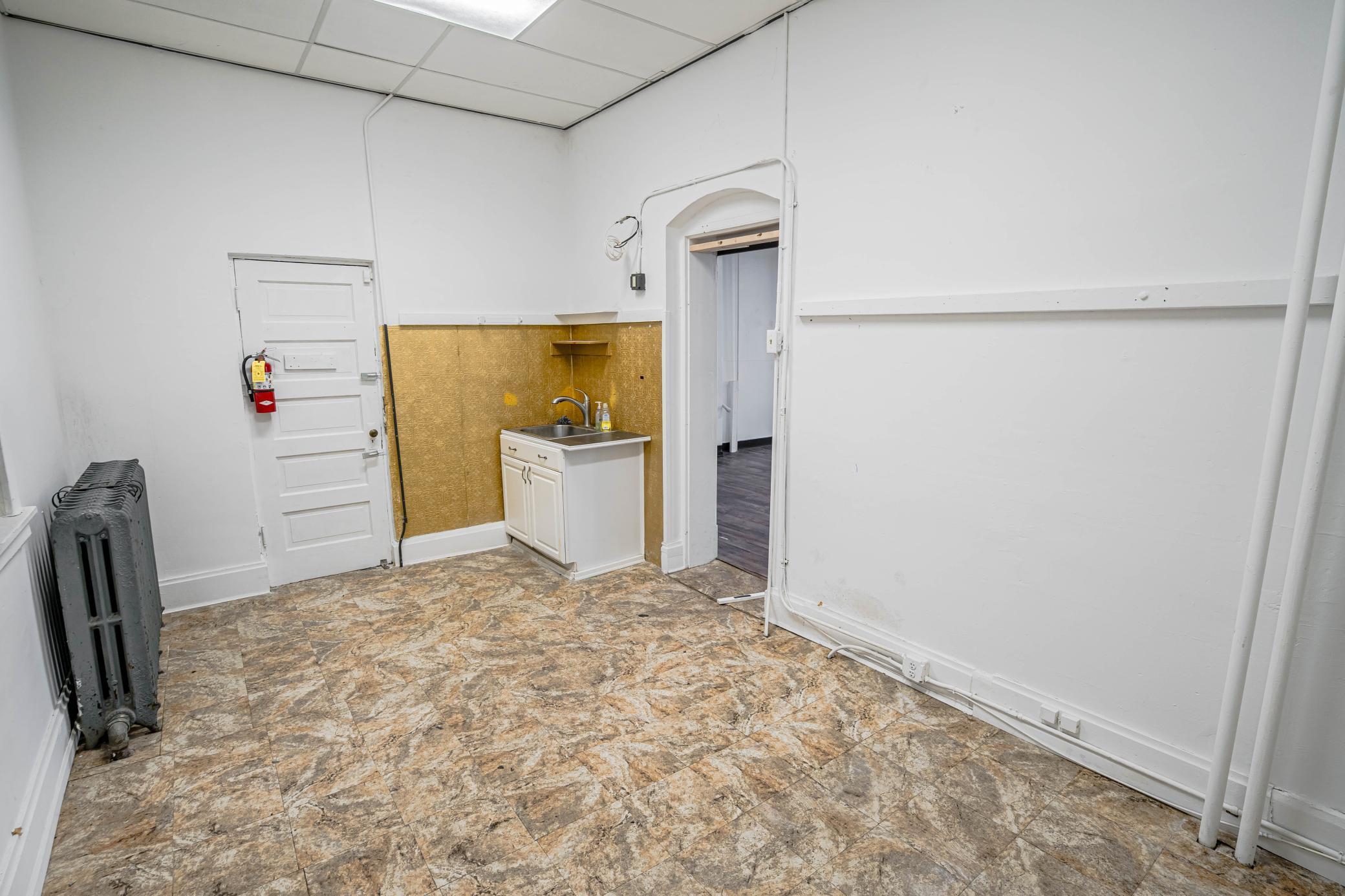 View of Commercial Sale at 1051 Hudson Road, Saint Paul MN 55106, Saint Paul (8 of 16) - Mike Wilen | Minnesota Team Real Estate