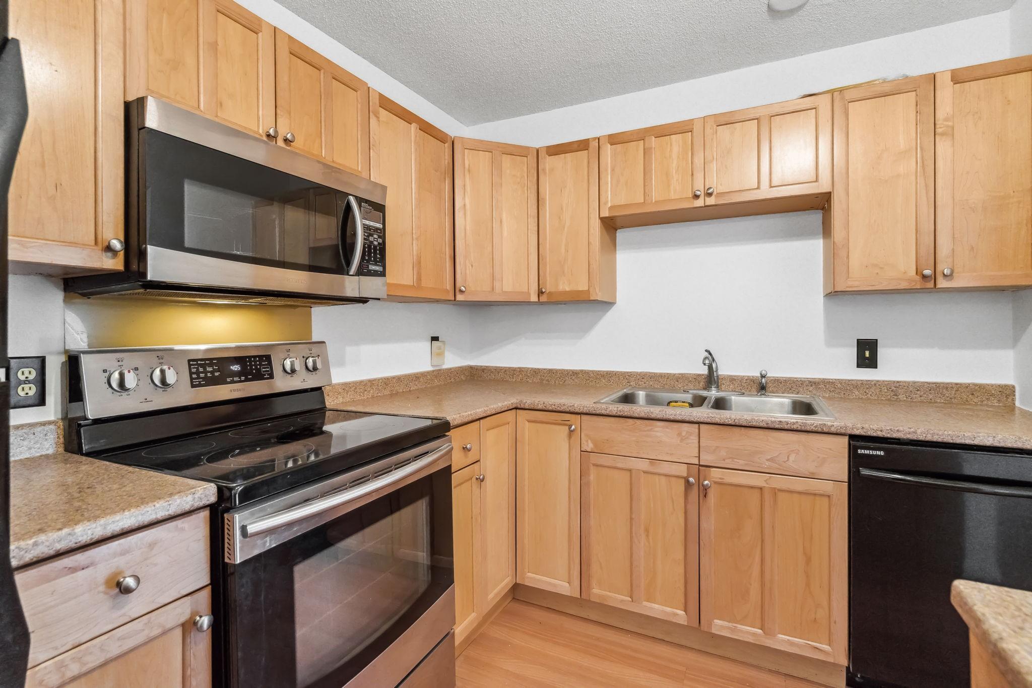 View of Residential at 4100 Parklawn Avenue #201, Edina MN 55435, Edina (14 of 30) - Mike Wilen | Minnesota Team Real Estate