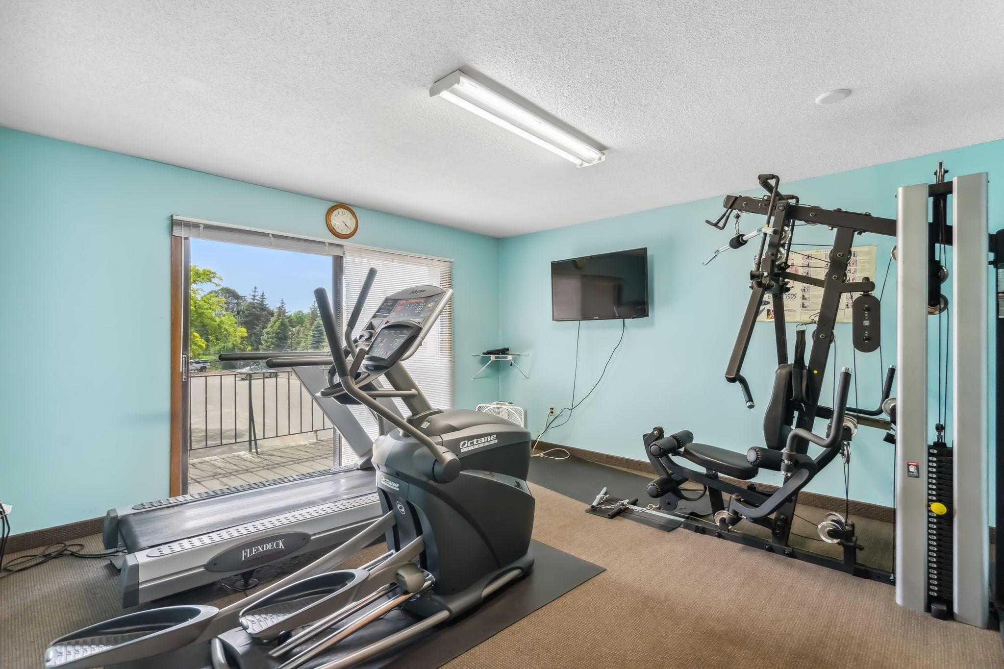 View of Residential at 4100 Parklawn Avenue #201, Edina MN 55435, Edina (25 of 30) - Mike Wilen | Minnesota Team Real Estate
