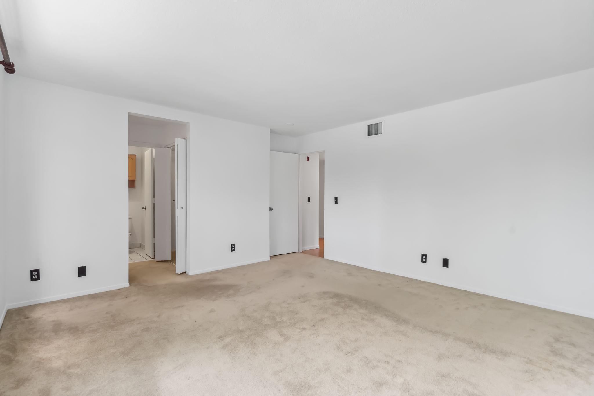 View of Residential at 4100 Parklawn Avenue #201, Edina MN 55435, Edina (18 of 30) - Mike Wilen | Minnesota Team Real Estate