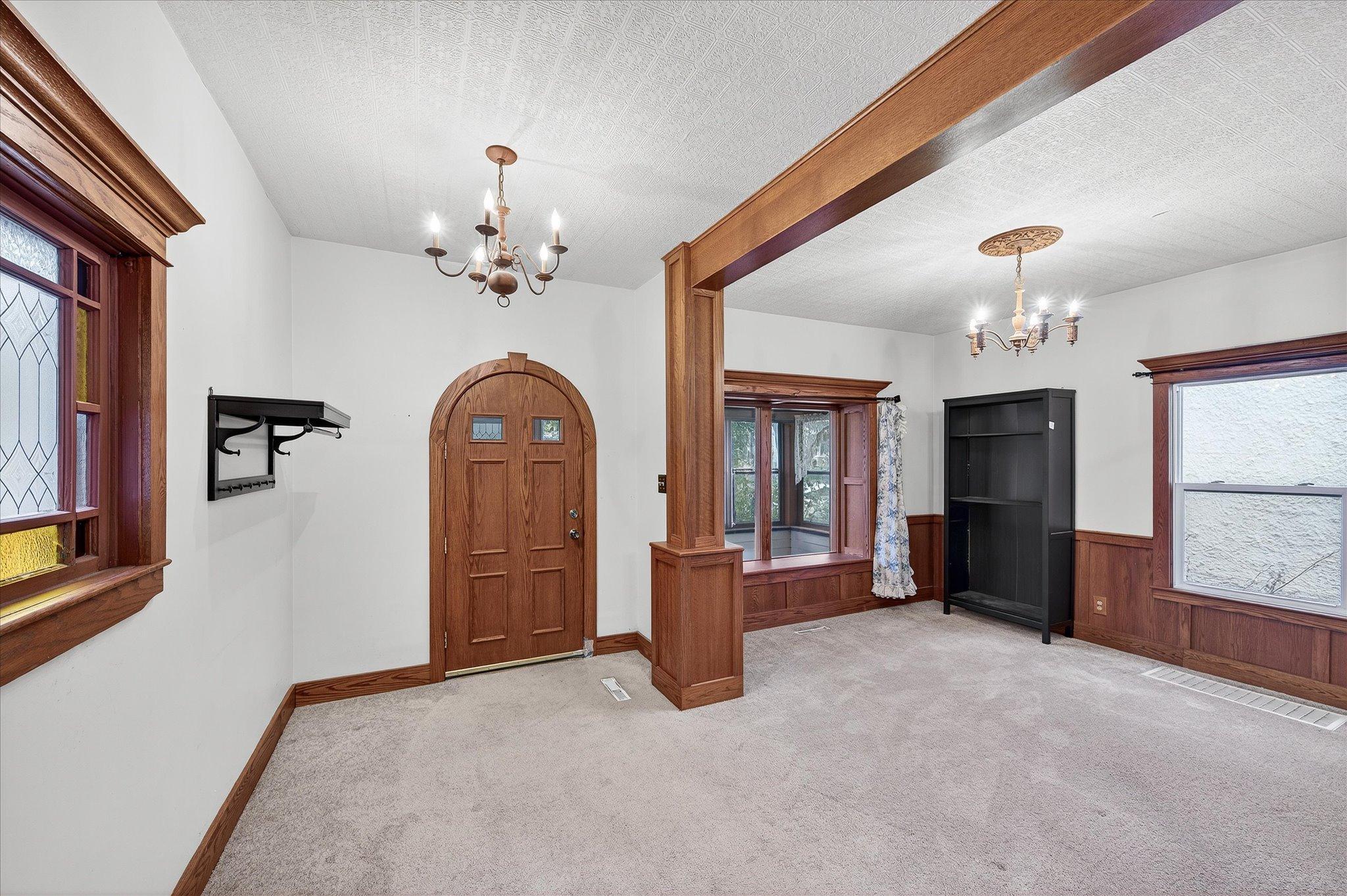 View of Residential at 1039 Argyle Street, Saint Paul MN 55103, Saint Paul - Mike Wilen | Minnesota Team Real Estate