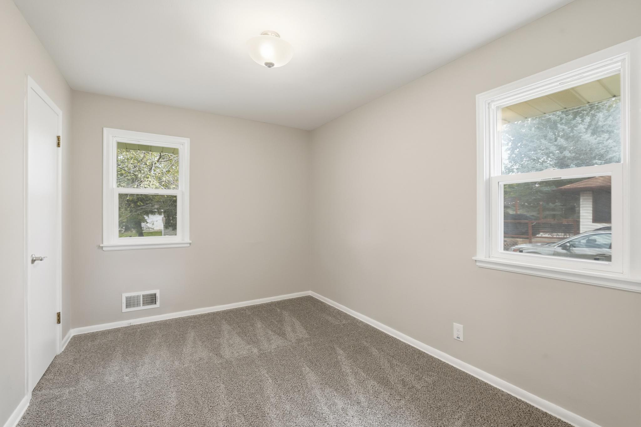 View of Residential at 255 County Road C2, Roseville MN 55113, Roseville (14 of 25) - Mike Wilen | Minnesota Team Real Estate