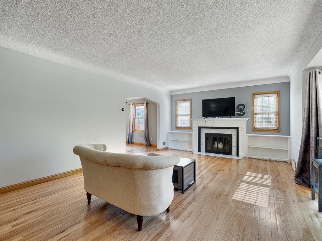 View of Residential at 775 Wheelock Parkway, Saint Paul MN 55106, Saint Paul (4 of 26) - Mike Wilen | Minnesota Team Real Estate