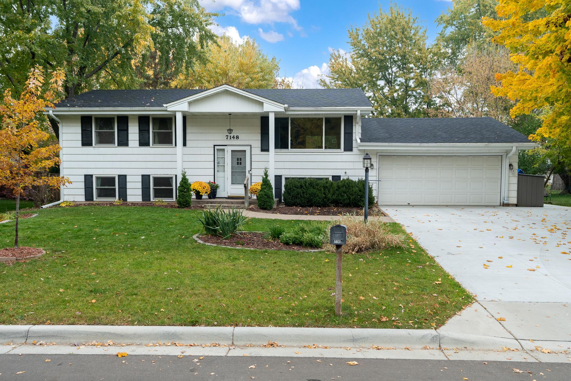View of Residential at 7148 Victoria Road, Woodbury MN 55125, Woodbury - Mike Wilen | Minnesota Team Real Estate