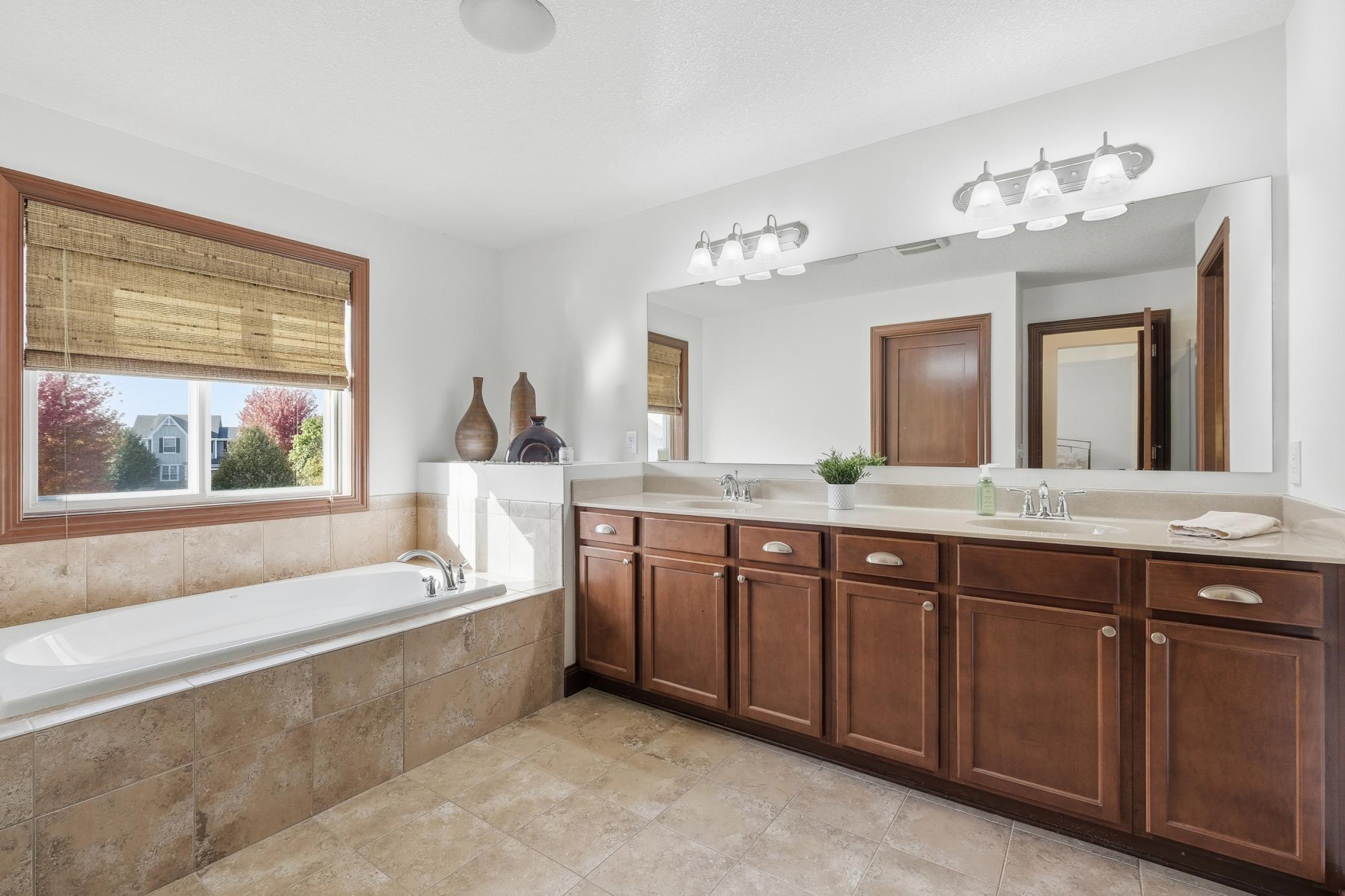 View of Residential at 3829 Pascolo Bend, Chaska MN 55318, Chaska (17 of 40) - Mike Wilen | Minnesota Team Real Estate