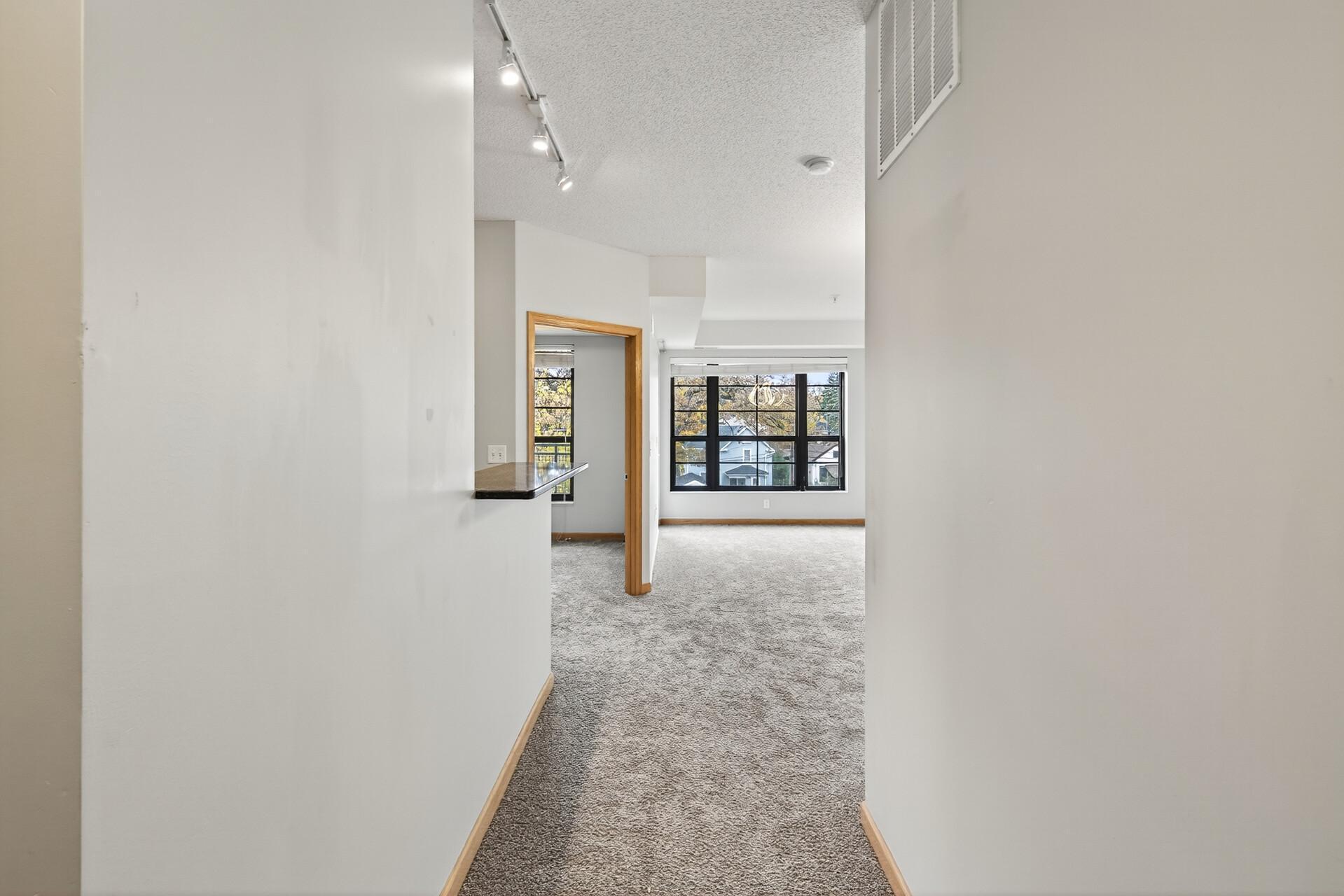View of Residential at 820 Emerald Street #307, Saint Paul MN 55114, Saint Paul (10 of 33) - Mike Wilen | Minnesota Team Real Estate