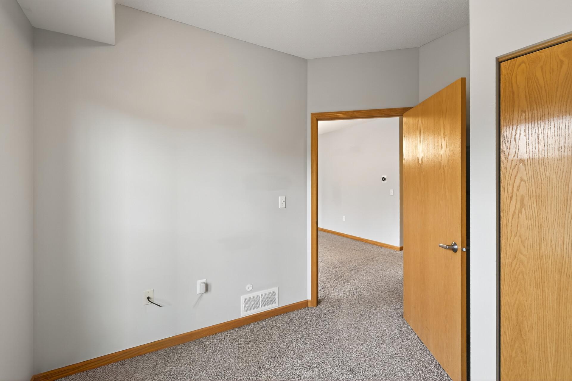 View of Residential at 820 Emerald Street #307, Saint Paul MN 55114, Saint Paul (26 of 33) - Mike Wilen | Minnesota Team Real Estate