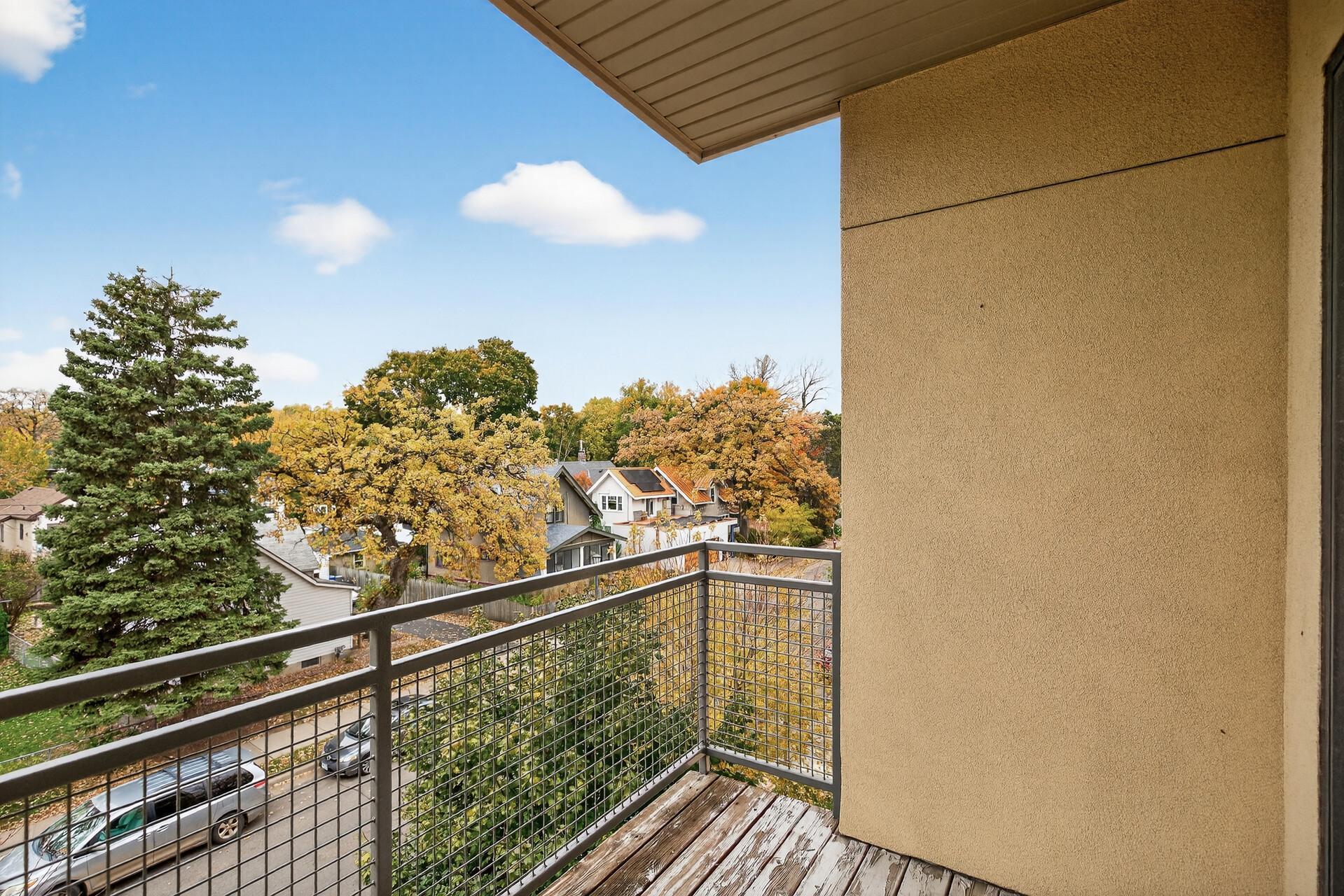 View of Residential at 820 Emerald Street #307, Saint Paul MN 55114, Saint Paul (21 of 33) - Mike Wilen | Minnesota Team Real Estate