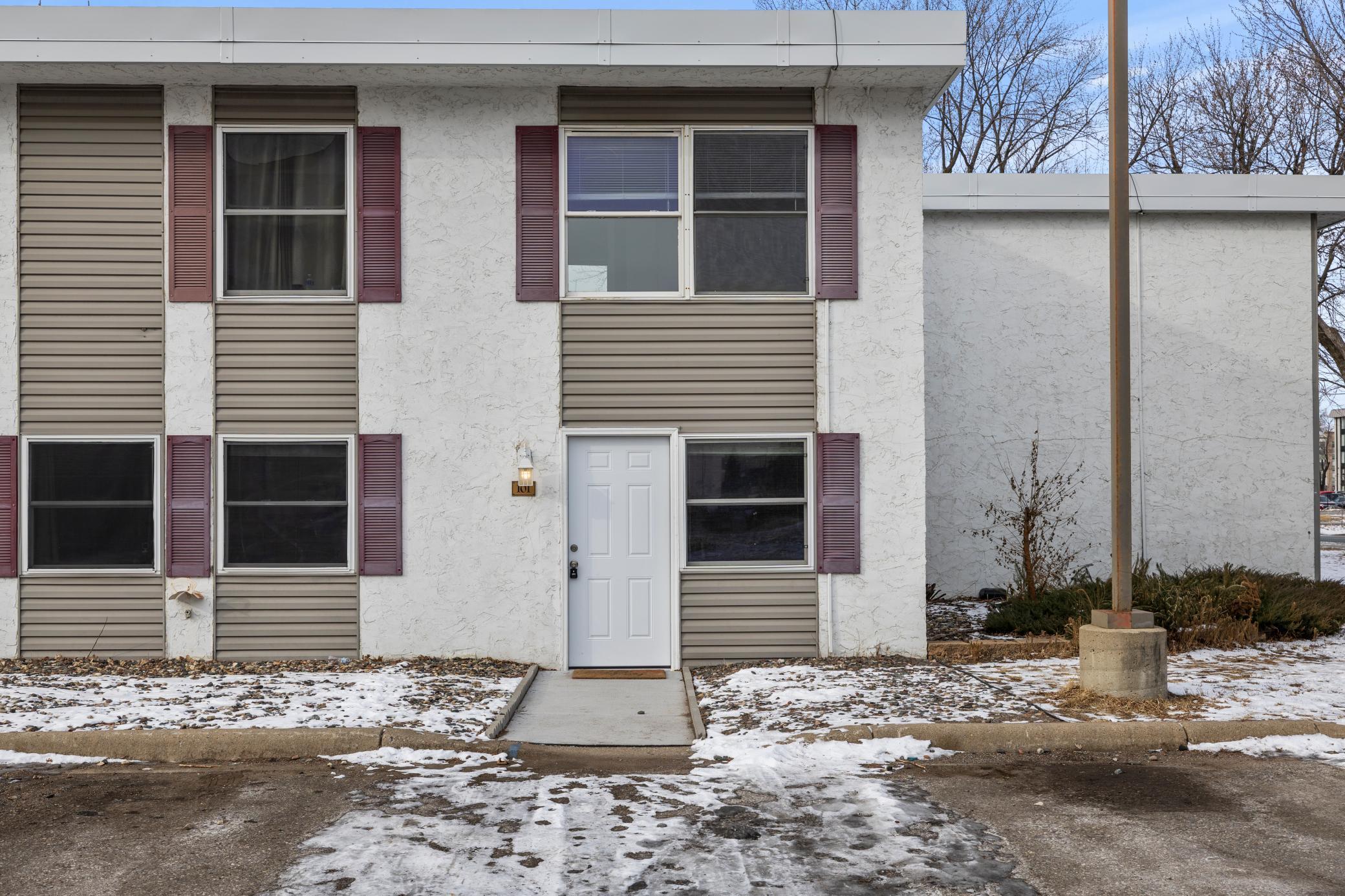 View of Residential at 1531 American Boulevard #101, Bloomington MN 55425, Bloomington (23 of 28) - Mike Wilen | Minnesota Team Real Estate