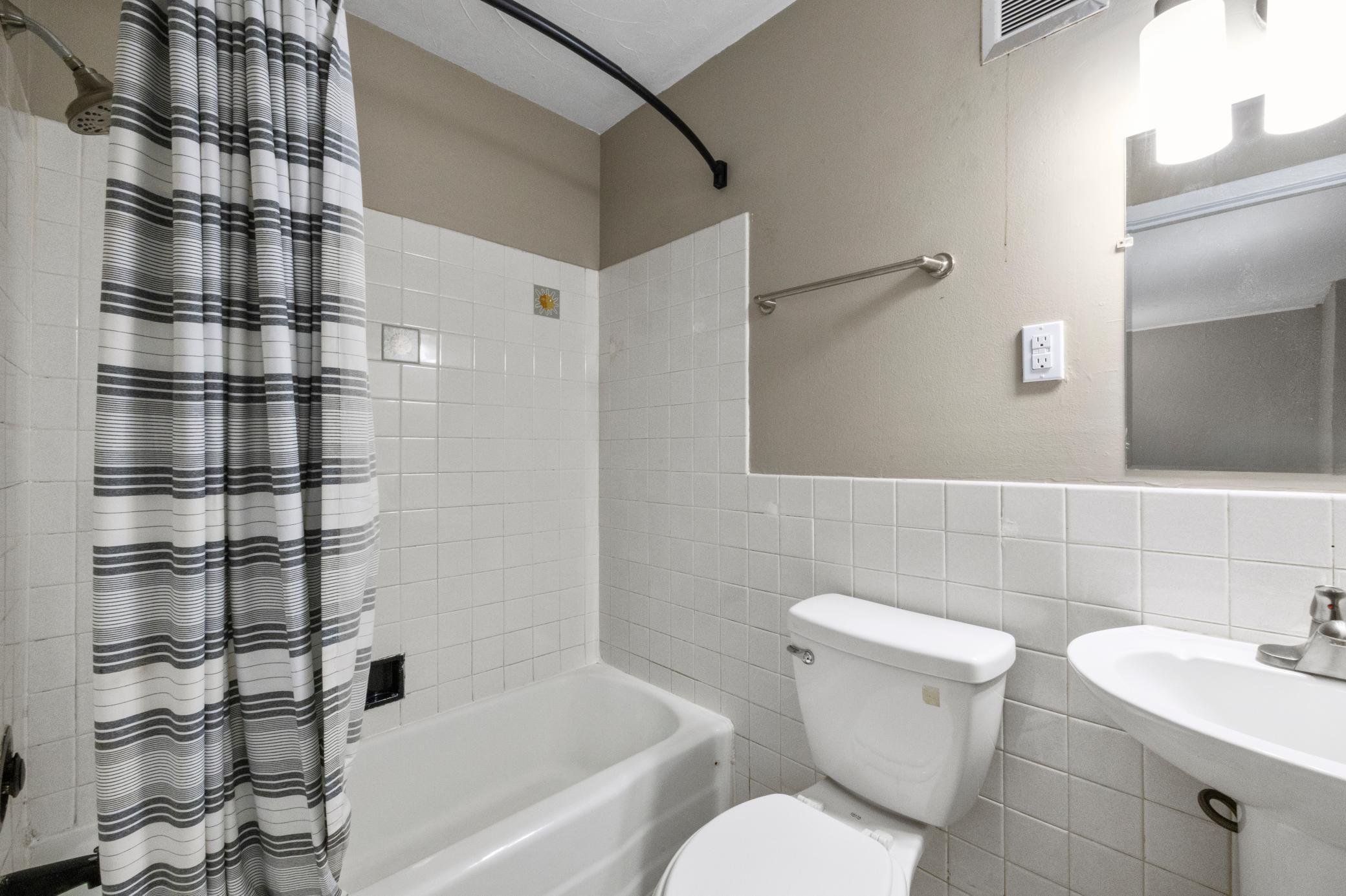 View of Residential at 1531 American Boulevard #101, Bloomington MN 55425, Bloomington (15 of 28) - Mike Wilen | Minnesota Team Real Estate