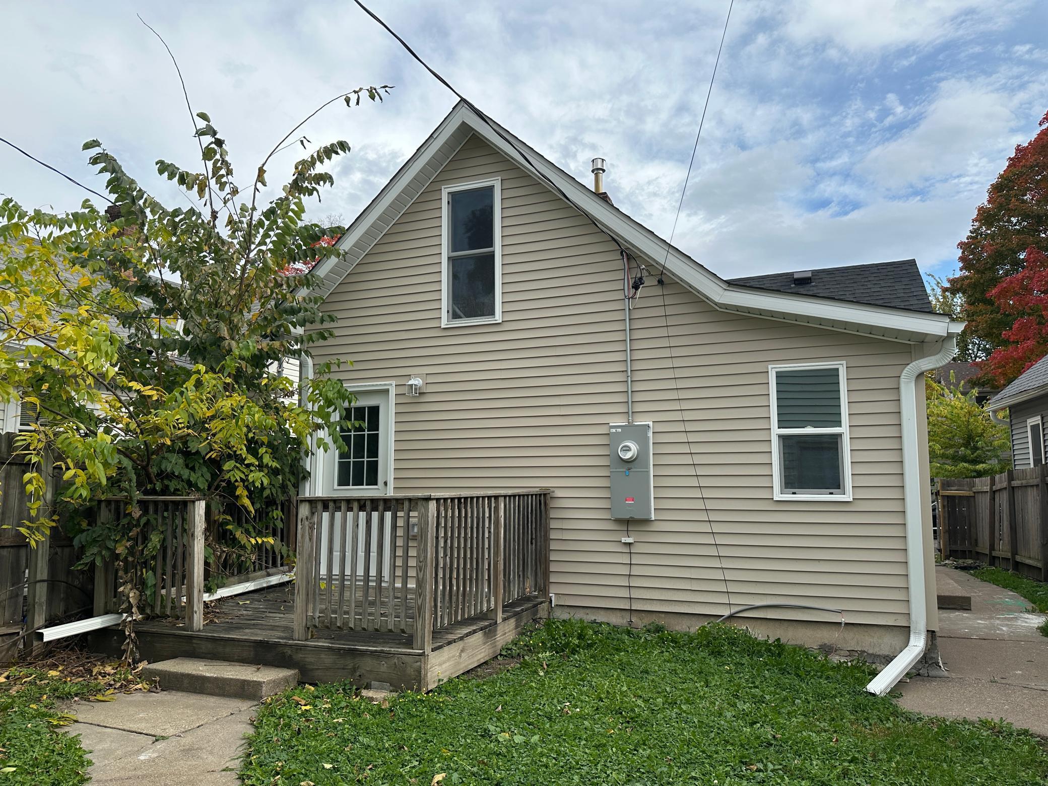 View of Residential at 1213 Woodbridge Street, Saint Paul MN 55117, Saint Paul - Mike Wilen | Minnesota Team Real Estate