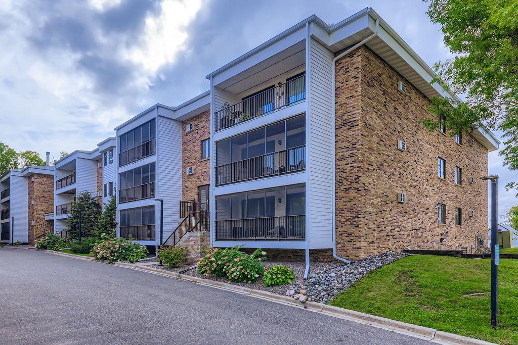 View of Residential at 4625 Minnetonka Boulevard #105, Saint Louis Park MN 55416, Saint Louis Park - Mike Wilen | Minnesota Team Real Estate