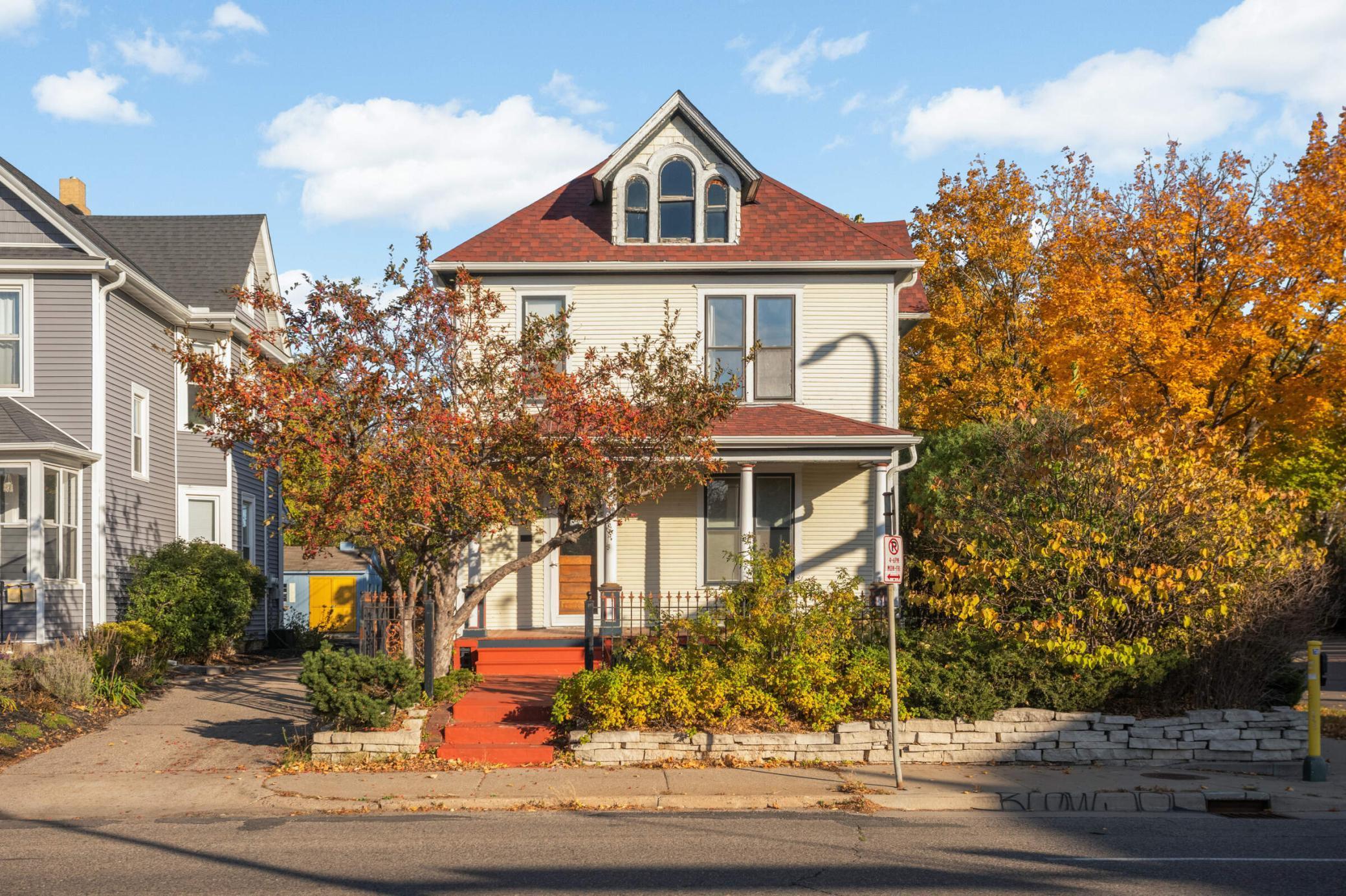 View of Residential Income at 2001 University Avenue, Minneapolis MN 55418, Minneapolis - Mike Wilen | Minnesota Team Real Estate