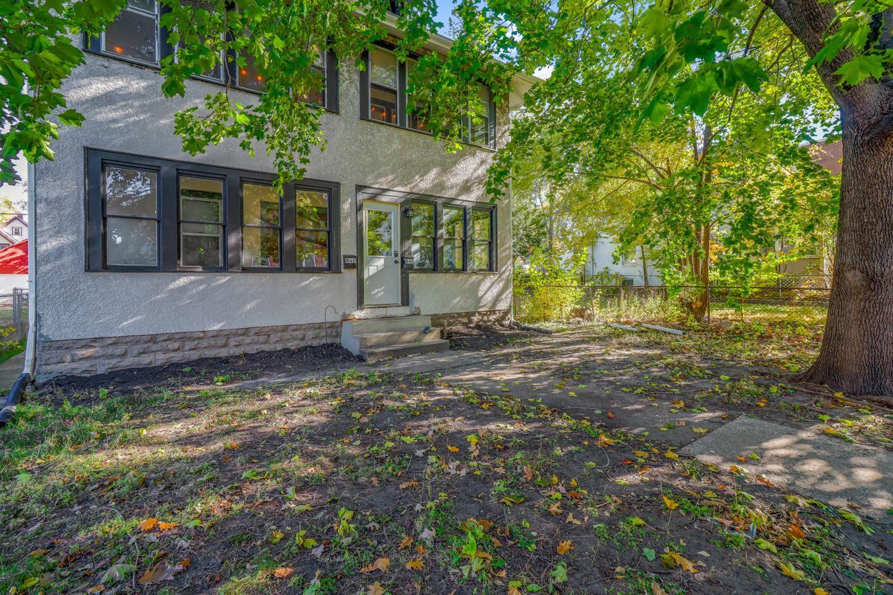 View of Residential Income at 442 Pierce Street, Saint Paul MN 55104, Saint Paul (35 of 40) - Mike Wilen | Minnesota Team Real Estate