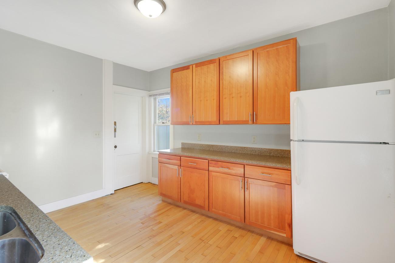 View of Residential Income at 442 Pierce Street, Saint Paul MN 55104, Saint Paul (16 of 40) - Mike Wilen | Minnesota Team Real Estate