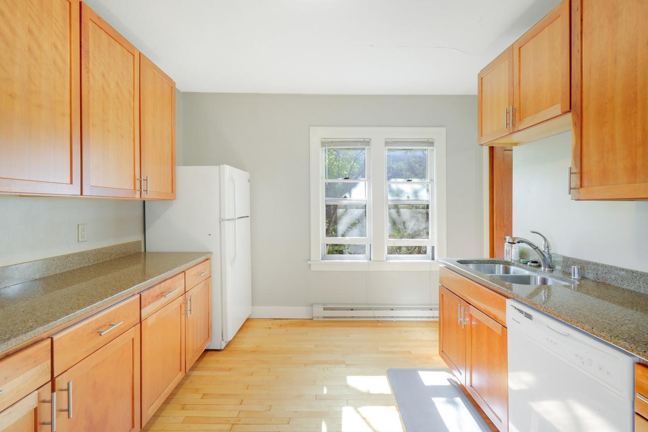 View of Residential Income at 442 Pierce Street, Saint Paul MN 55104, Saint Paul (14 of 40) - Mike Wilen | Minnesota Team Real Estate