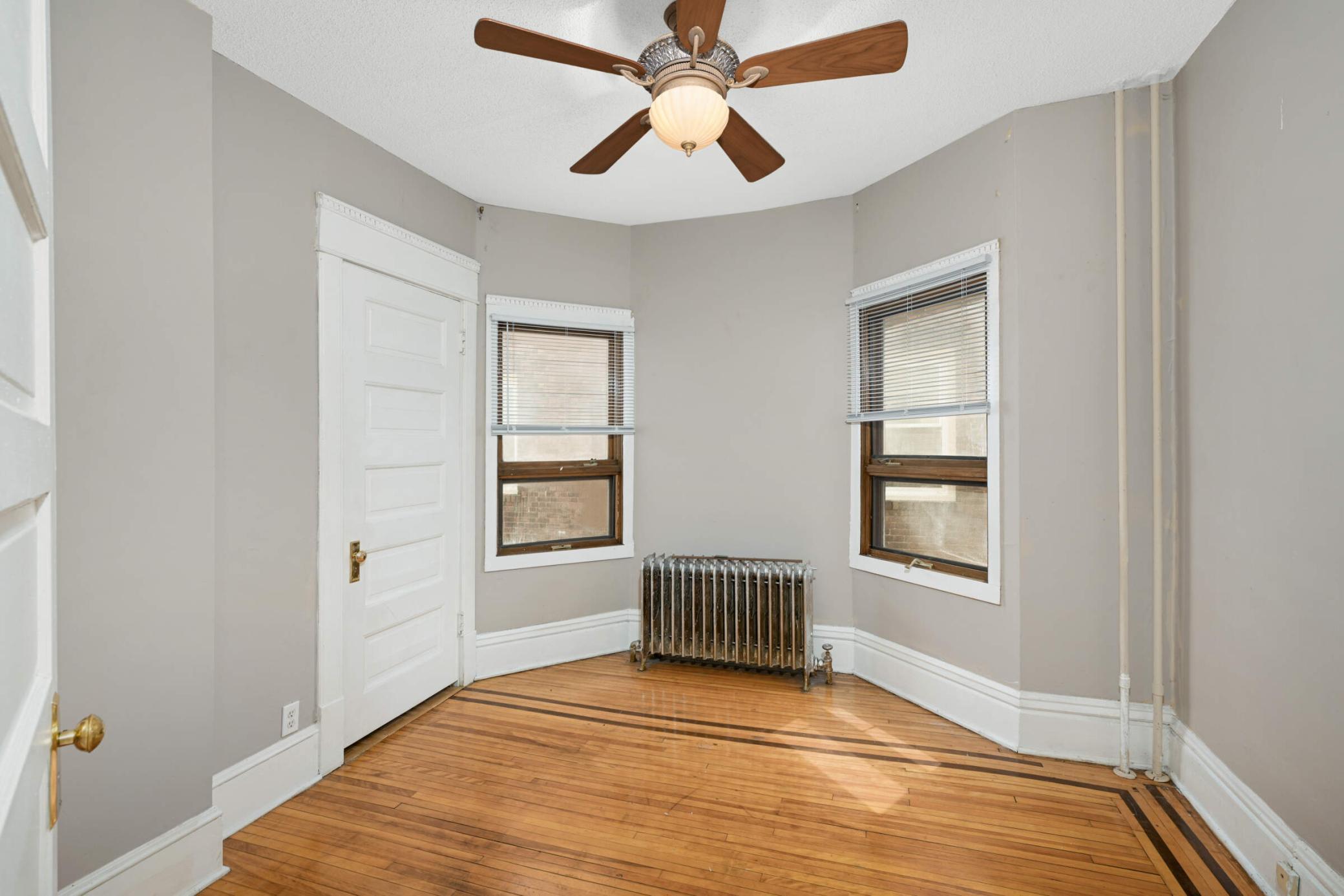View of Residential Income at 2507 Lyndale Avenue, Minneapolis MN 55405, Minneapolis (10 of 53) - Mike Wilen | Minnesota Team Real Estate