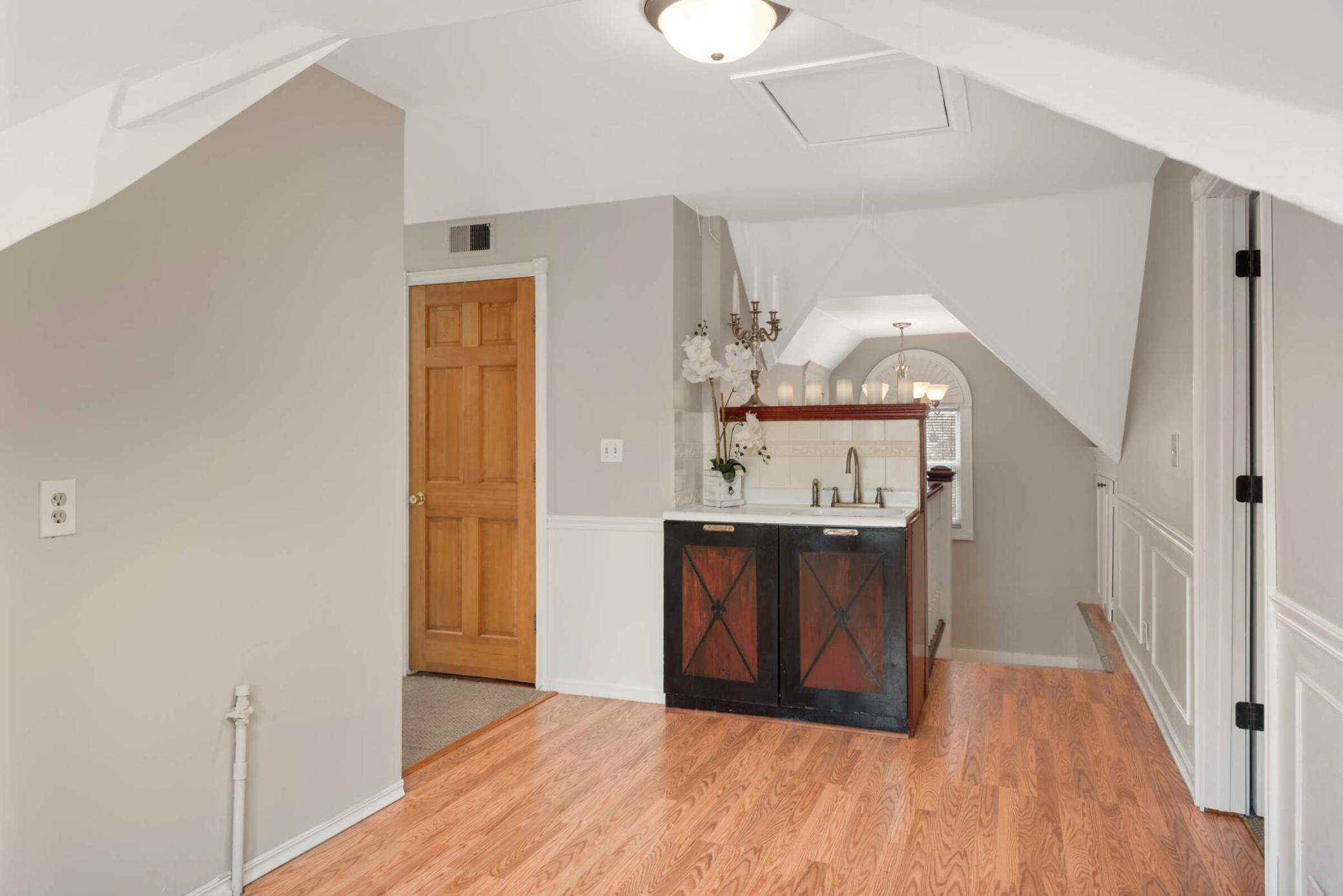 View of Residential Income at 2507 Lyndale Avenue, Minneapolis MN 55405, Minneapolis (13 of 53) - Mike Wilen | Minnesota Team Real Estate