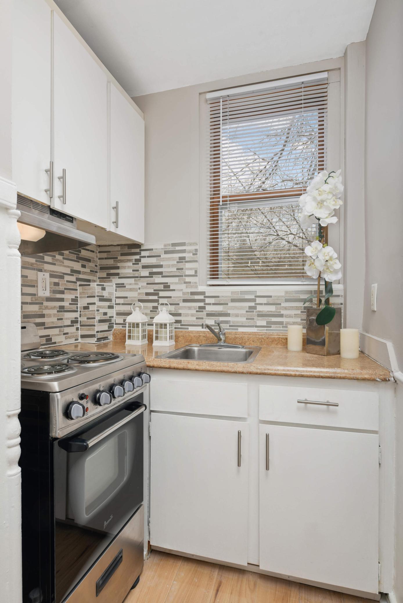 View of Residential Income at 2507 Lyndale Avenue, Minneapolis MN 55405, Minneapolis (24 of 53) - Mike Wilen | Minnesota Team Real Estate