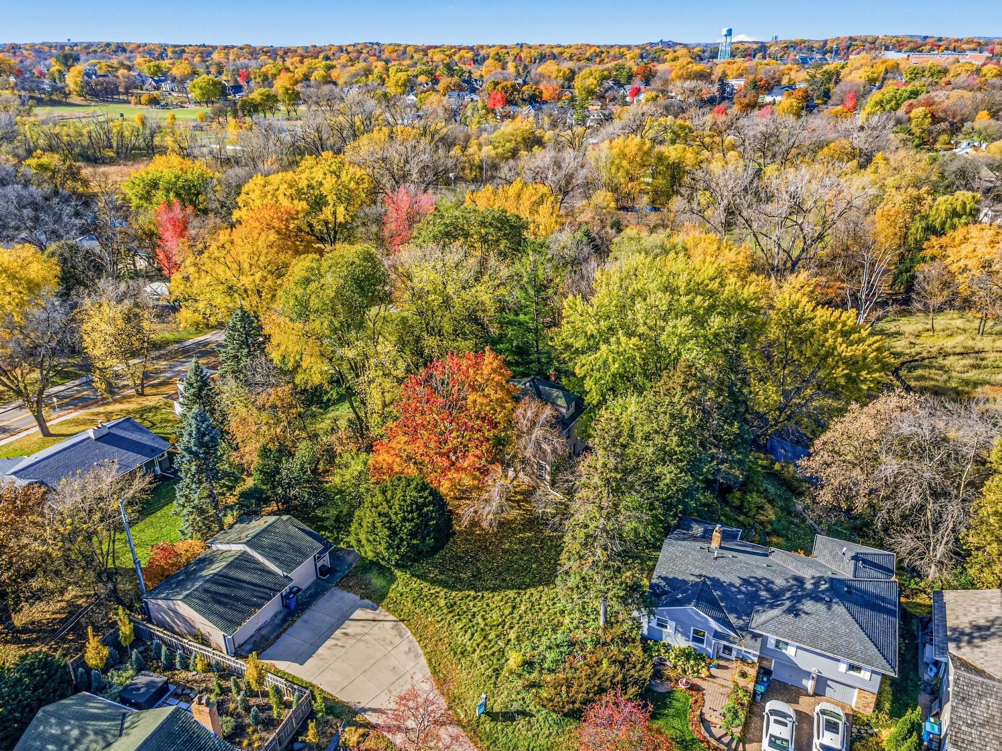 View of Residential at 4024 Wood End Drive, Edina MN 55424, Edina (5 of 20) - Mike Wilen | Minnesota Team Real Estate