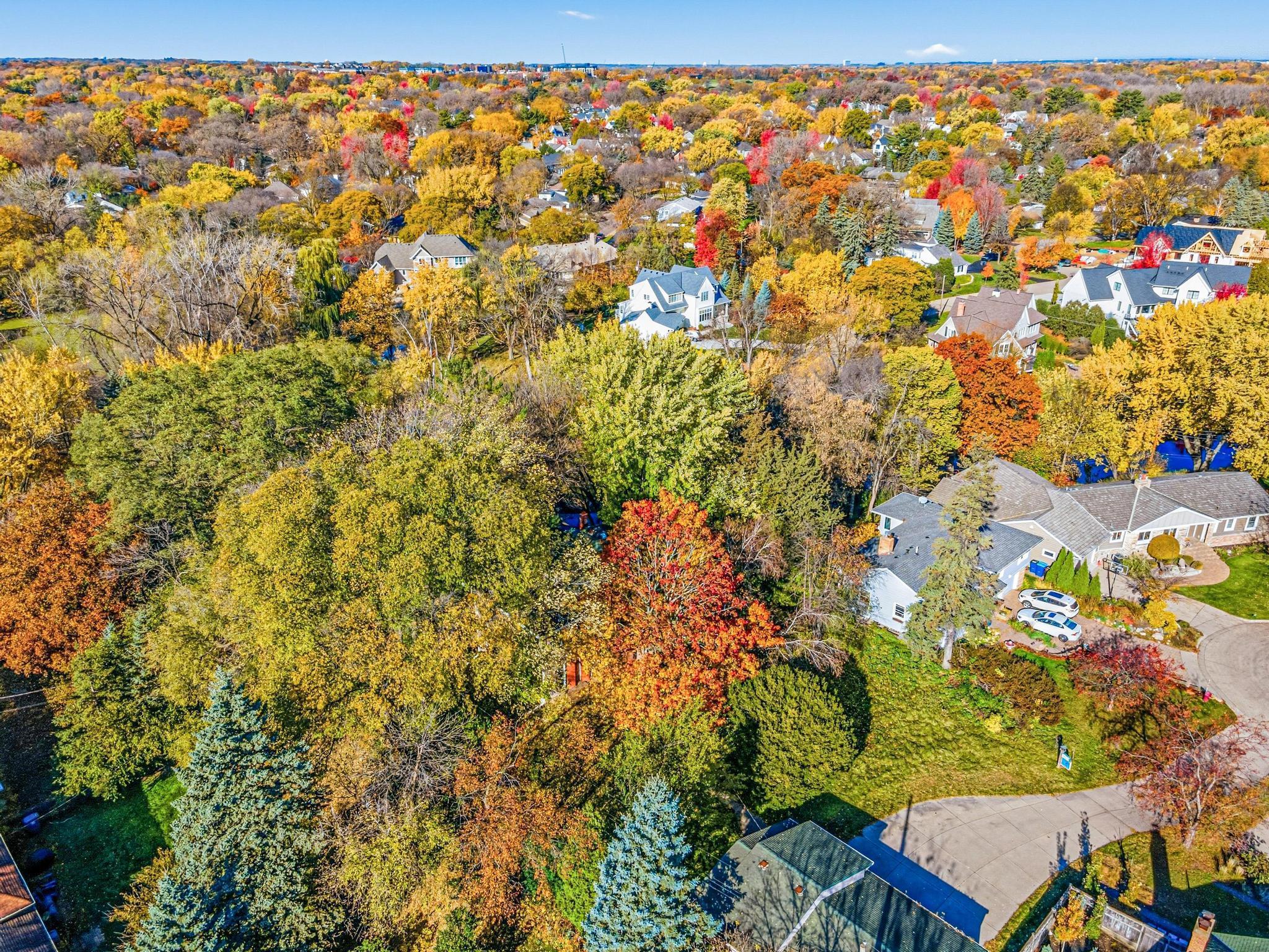 View of Residential at 4024 Wood End Drive, Edina MN 55424, Edina (20 of 20) - Mike Wilen | Minnesota Team Real Estate