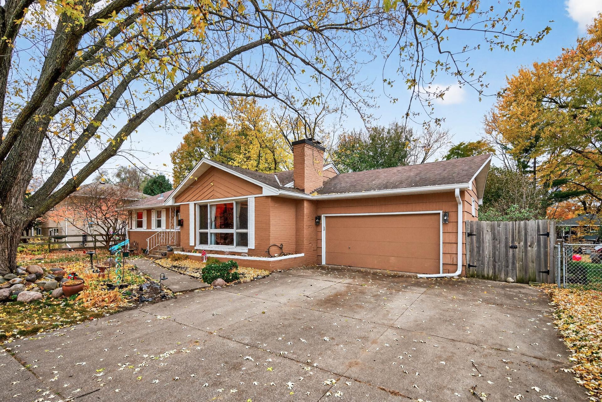 View of Residential at 6413 Noble Avenue, Brooklyn Center MN 55429, Brooklyn Center - Mike Wilen | Minnesota Team Real Estate