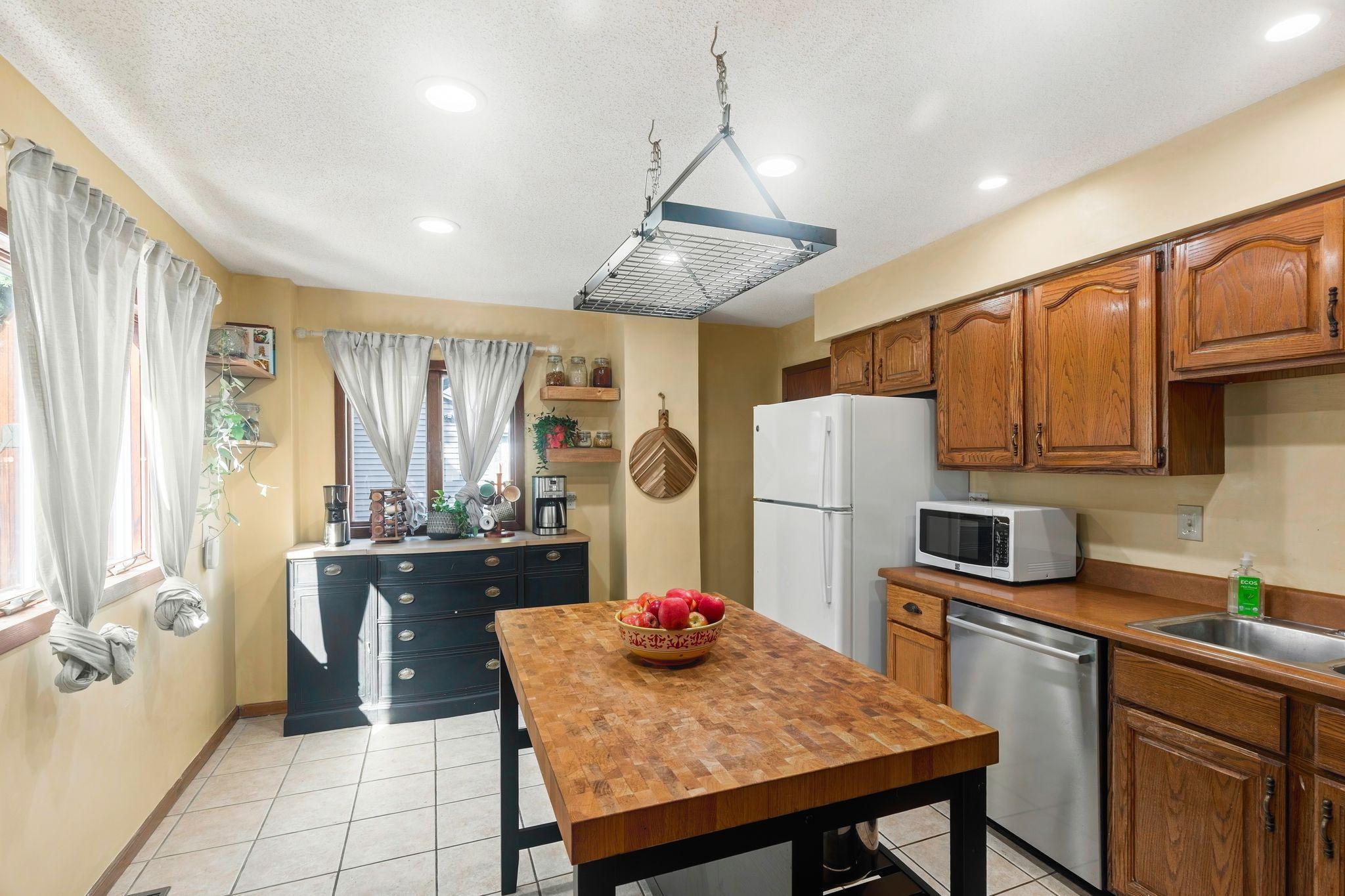 View of Residential at 417 Toronto Street, Saint Paul MN 55102, Saint Paul (14 of 53) - Mike Wilen | Minnesota Team Real Estate