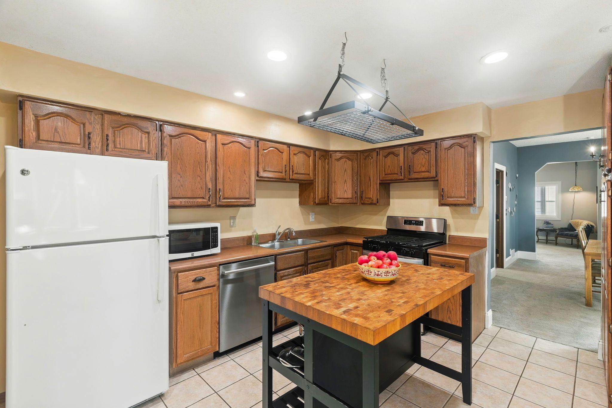 View of Residential at 417 Toronto Street, Saint Paul MN 55102, Saint Paul (15 of 53) - Mike Wilen | Minnesota Team Real Estate