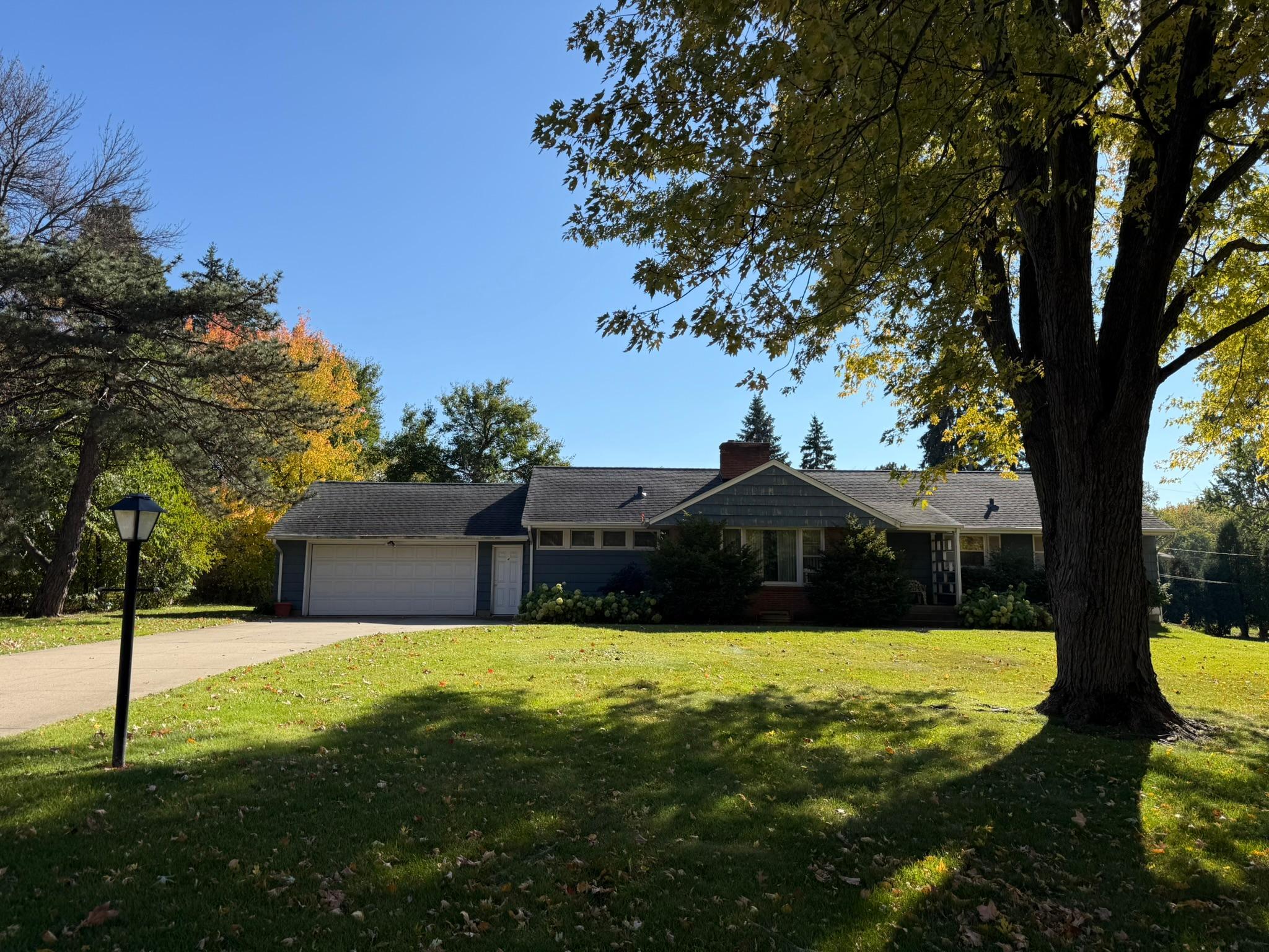 View of Residential at 4 Dorset Road, Mendota Heights MN 55118, Mendota Heights - Mike Wilen | Minnesota Team Real Estate
