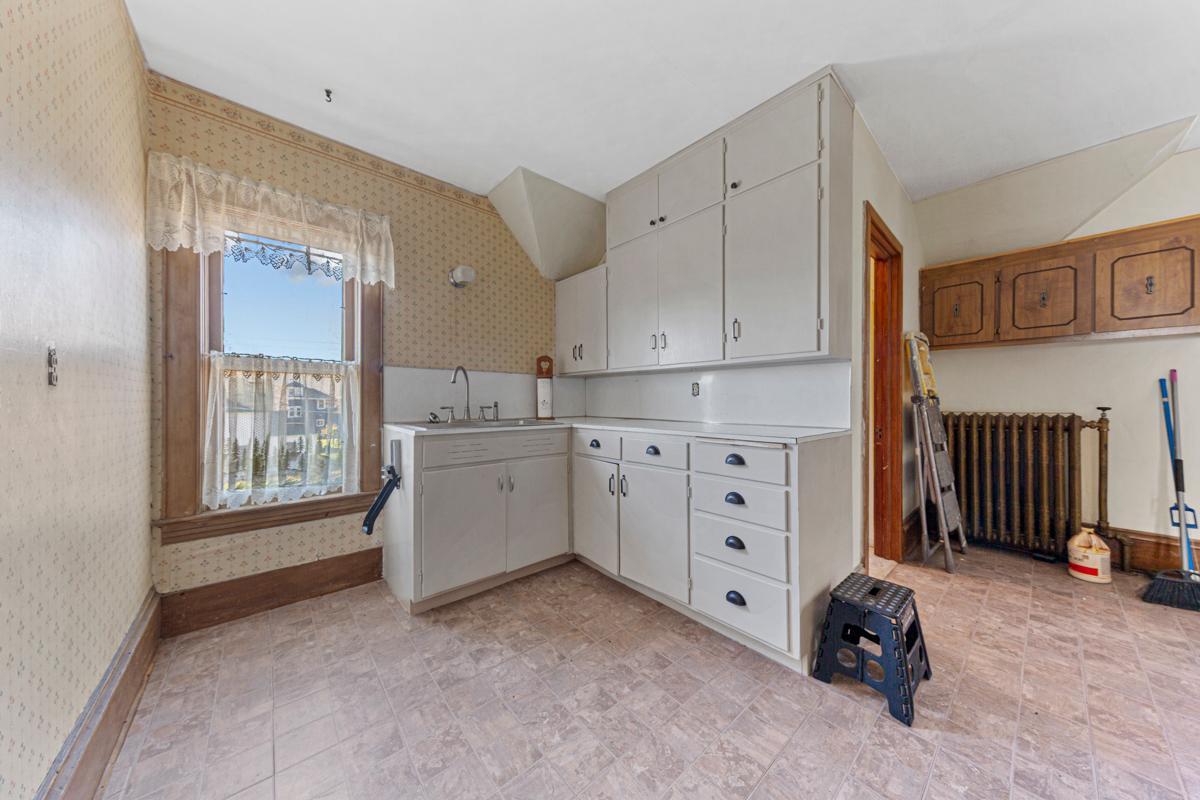 View of Residential Income at 208 Mn-5, Arlington MN 55307, Arlington (23 of 36) - Mike Wilen | Minnesota Team Real Estate