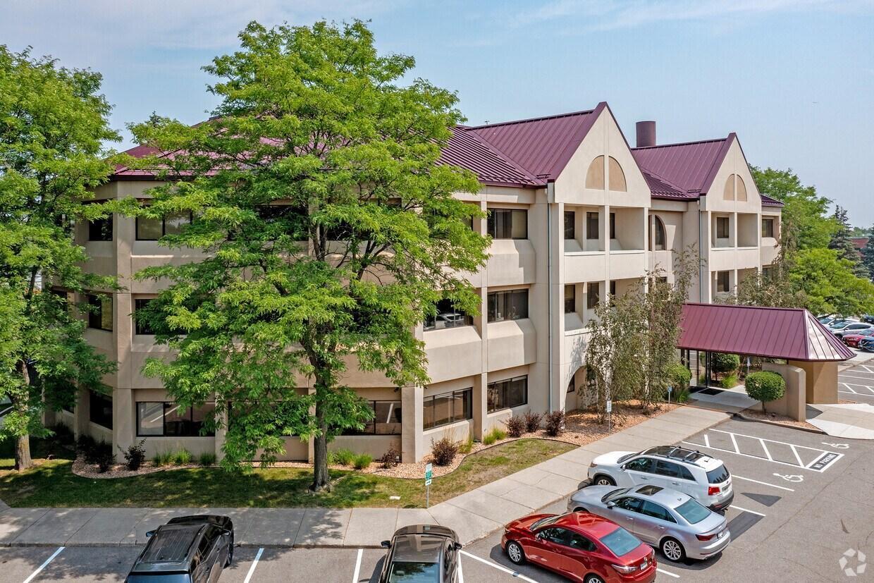 View of Commercial Sale at 2000 Plymouth Road, Minnetonka MN 55305, Minnetonka - Mike Wilen | Minnesota Team Real Estate