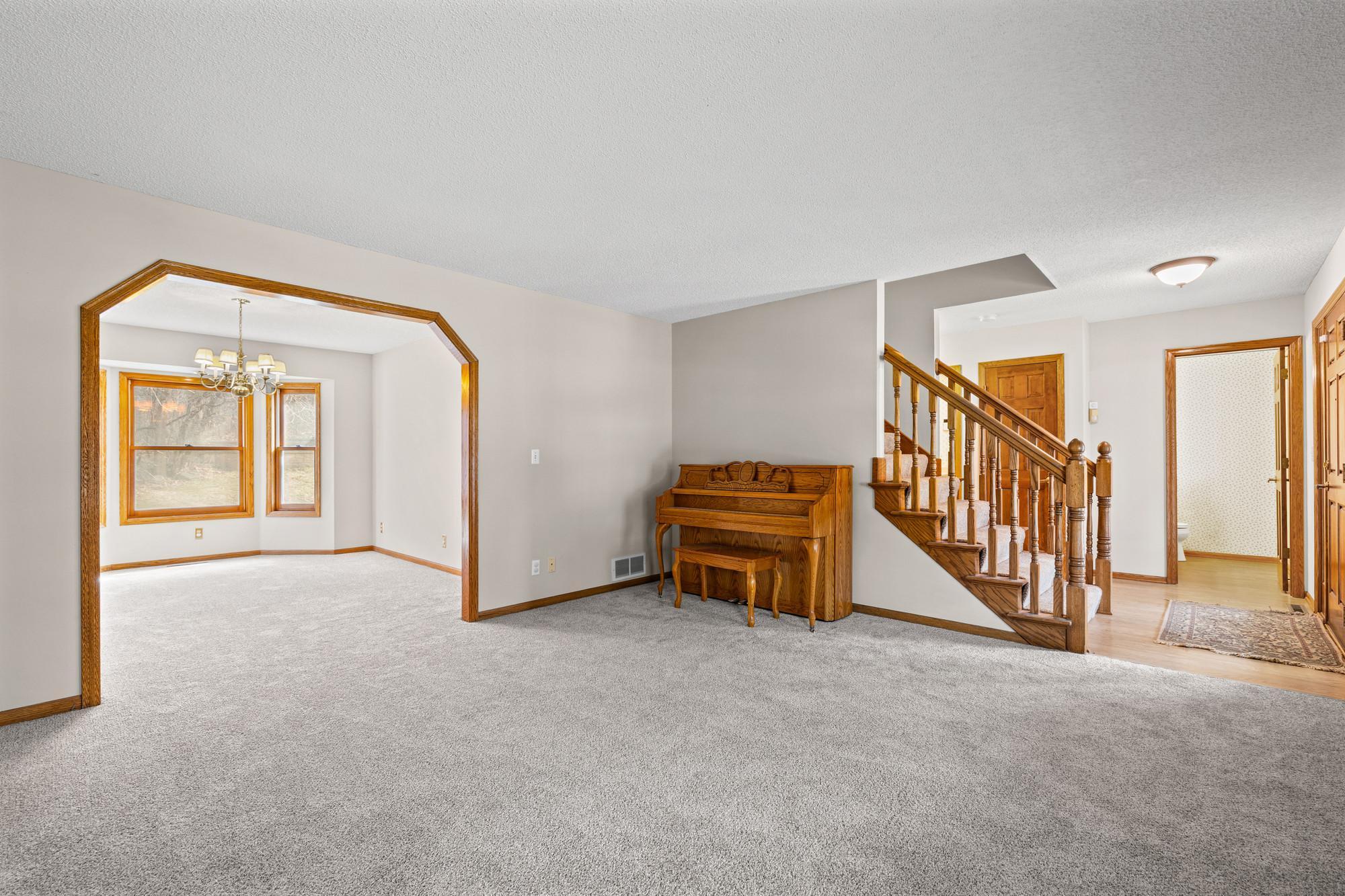 View of Residential at 10013 170th Street, Lakeville MN 55044, Lakeville (3 of 37) - Mike Wilen | Minnesota Team Real Estate