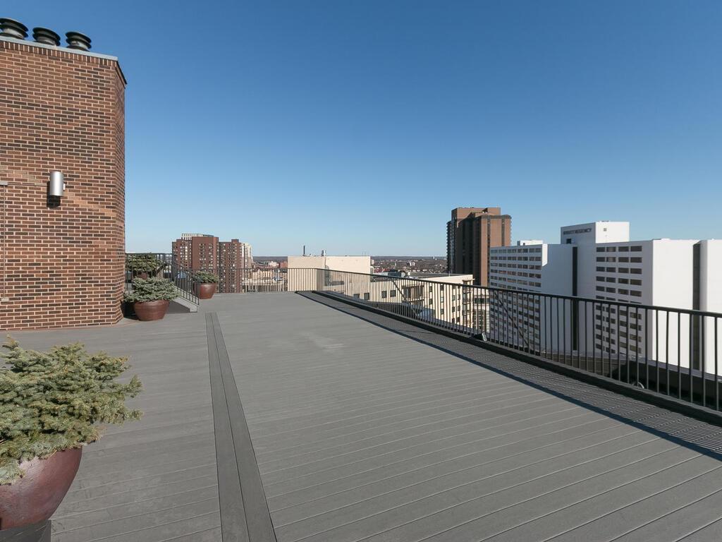 View of Residential at 1201 Yale Place #1107, Minneapolis MN 55403, Minneapolis (32 of 42) - Mike Wilen | Minnesota Team Real Estate