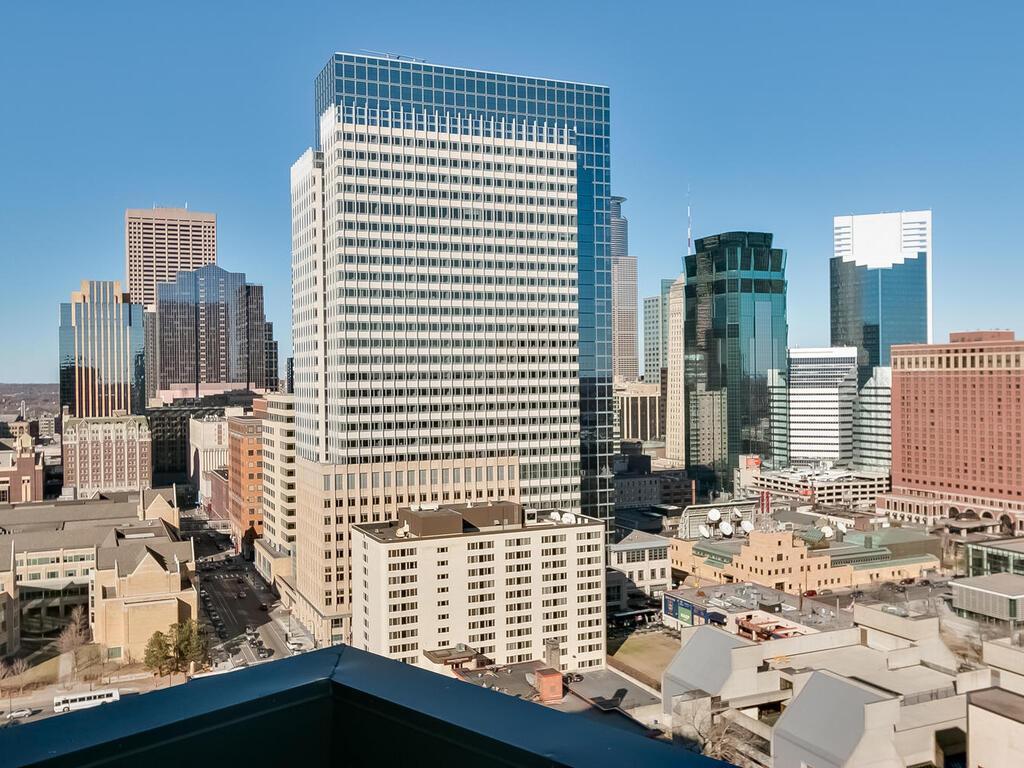 View of Residential at 1201 Yale Place #1107, Minneapolis MN 55403, Minneapolis (34 of 42) - Mike Wilen | Minnesota Team Real Estate