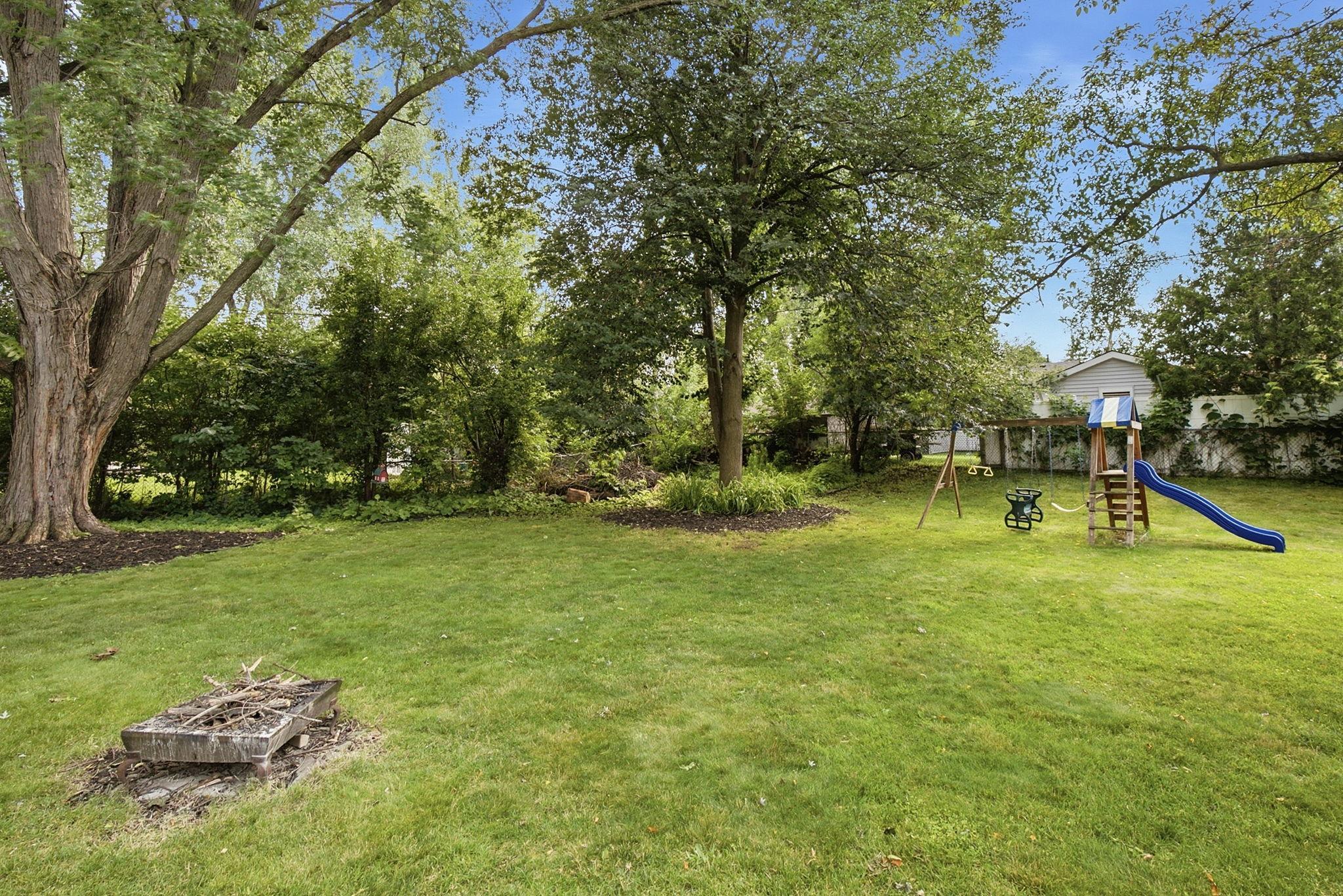 View of Residential at 172 Strese Circle, Apple Valley MN 55124, Apple Valley (40 of 43) - Mike Wilen | Minnesota Team Real Estate