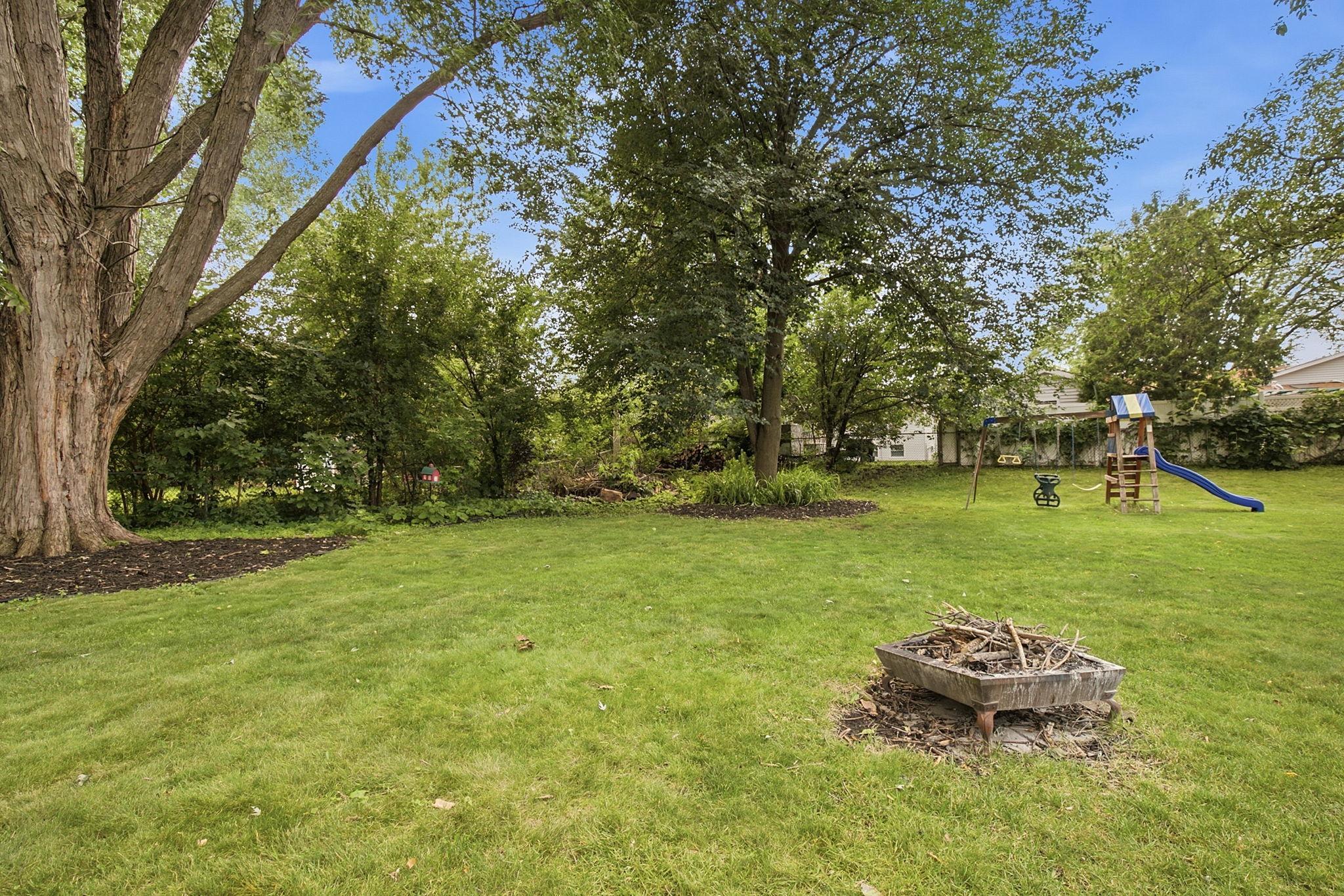 View of Residential at 172 Strese Circle, Apple Valley MN 55124, Apple Valley (39 of 43) - Mike Wilen | Minnesota Team Real Estate