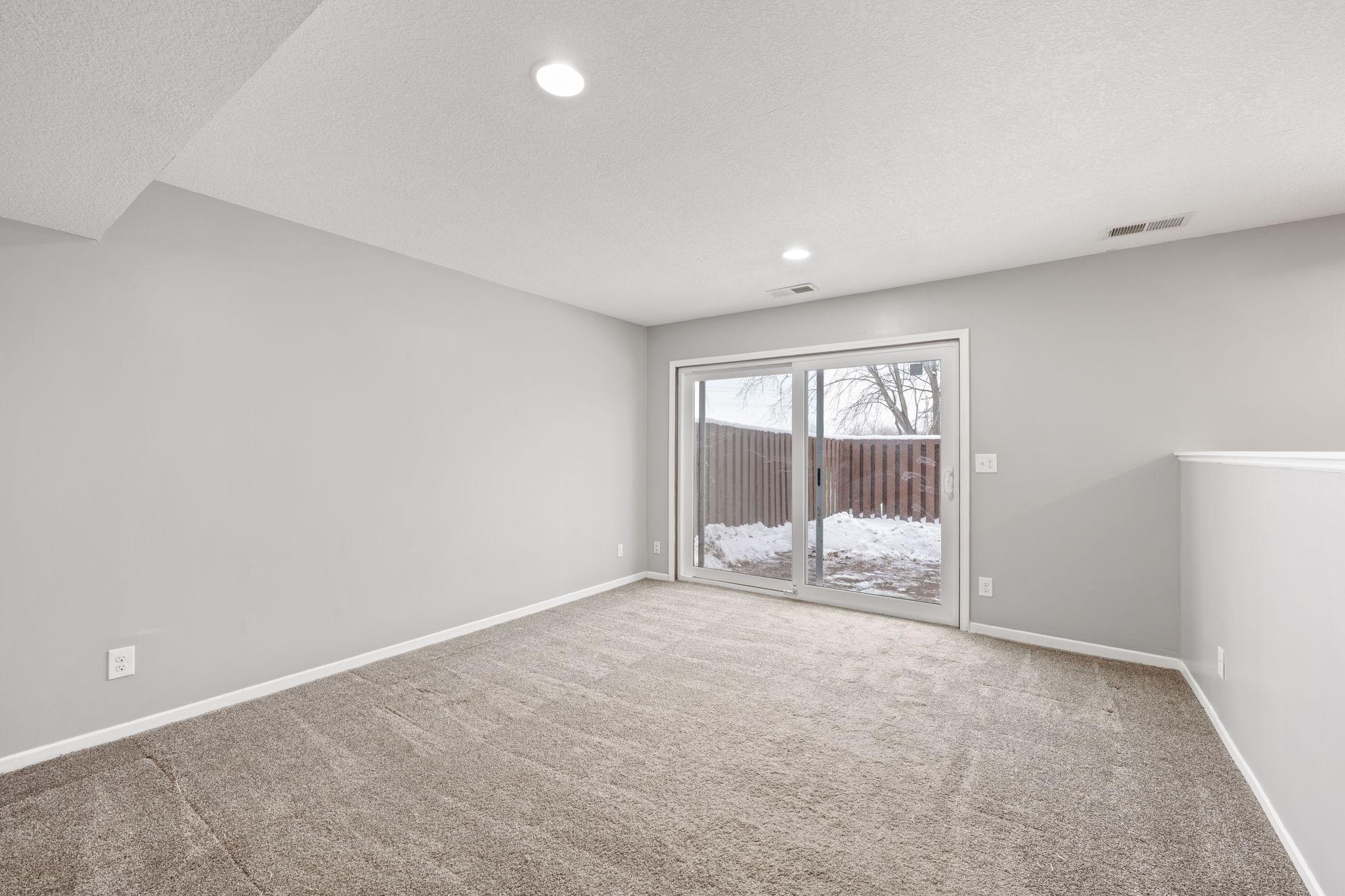 View of Residential at 7888 Dunmore Road, Woodbury MN 55125, Woodbury (13 of 34) - Mike Wilen | Minnesota Team Real Estate