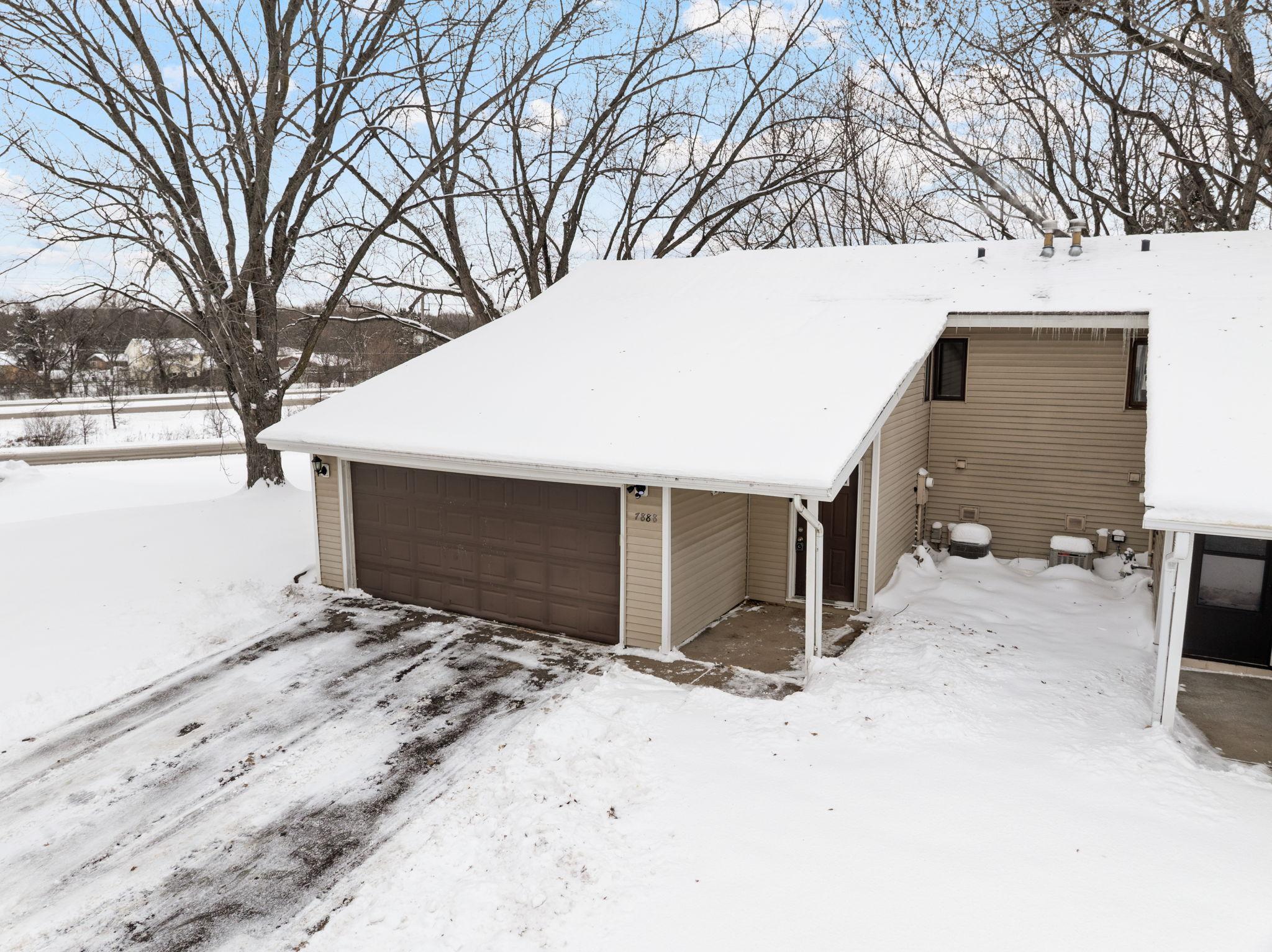 View of Residential at 7888 Dunmore Road, Woodbury MN 55125, Woodbury (4 of 34) - Mike Wilen | Minnesota Team Real Estate