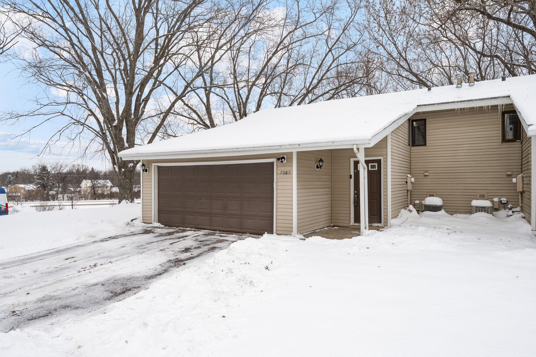 View of Residential at 7888 Dunmore Road, Woodbury MN 55125, Woodbury (27 of 34) - Mike Wilen | Minnesota Team Real Estate