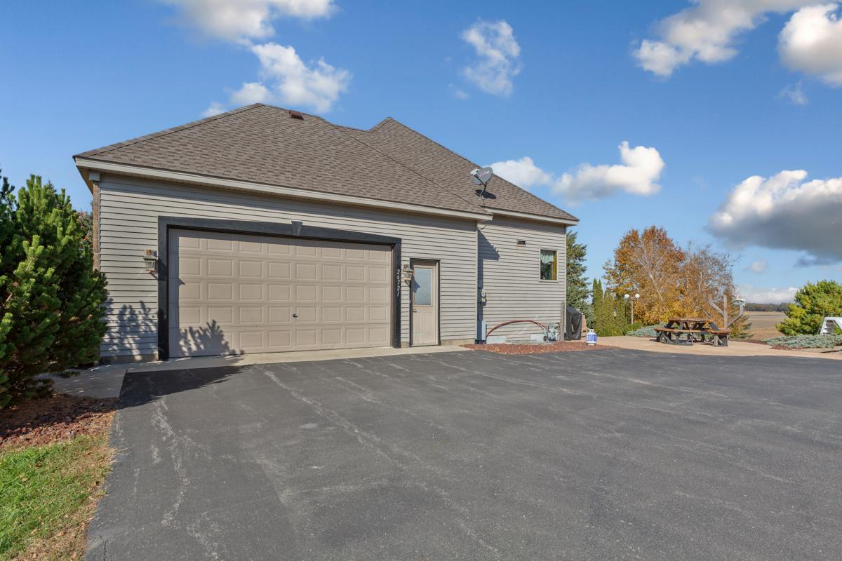 View of Residential at 26721 Redwing Avenue, New Prague MN 56071, New Prague (58 of 85) - Mike Wilen | Minnesota Team Real Estate