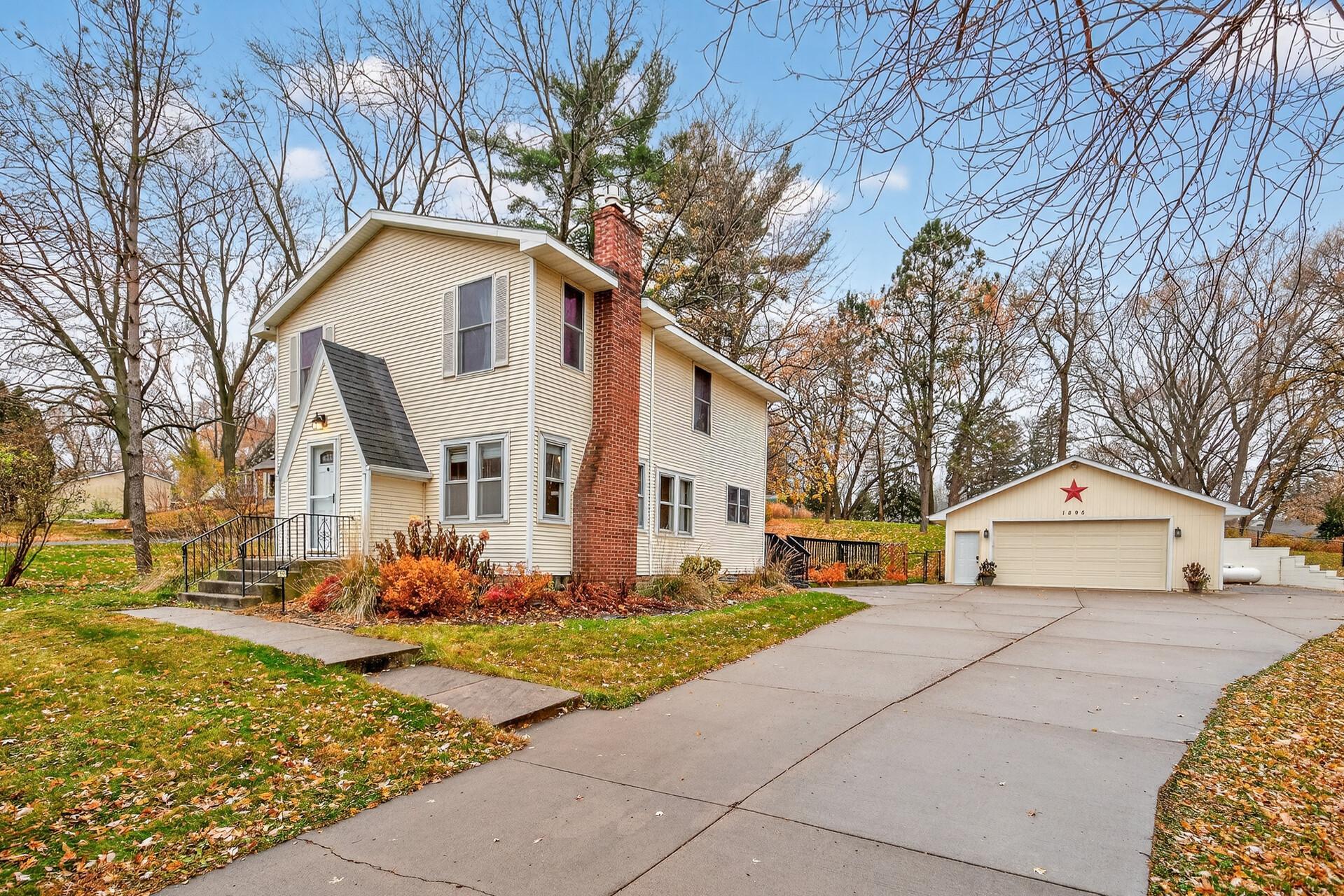 View of Residential at 1895 Howard Street, Maplewood MN 55109, Maplewood - Mike Wilen | Minnesota Team Real Estate