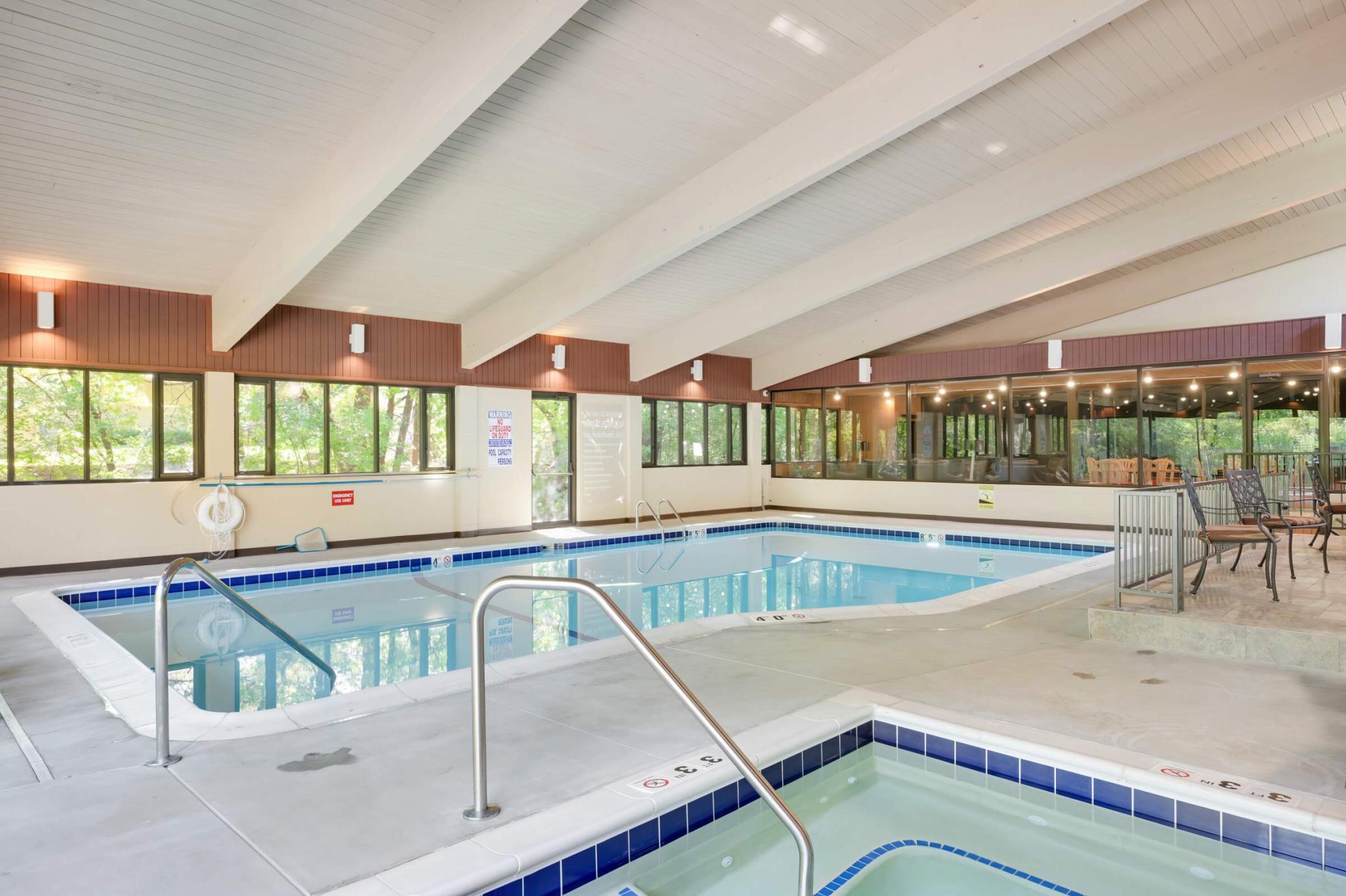 View of Residential at 6105 Lincoln Drive #136, Edina MN 55436, Edina (39 of 49) - Mike Wilen | Minnesota Team Real Estate