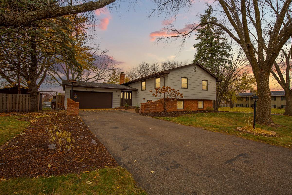 View of Residential at 13400 Knob Hill Road, Burnsville MN 55337, Burnsville - Mike Wilen | Minnesota Team Real Estate