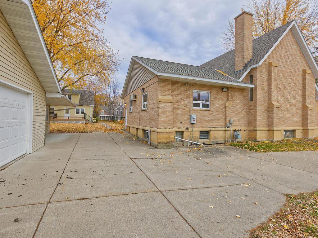 View of Commercial Sale at 410 1st Street, Winsted MN 55395, Winsted (73 of 77) - Mike Wilen | Minnesota Team Real Estate