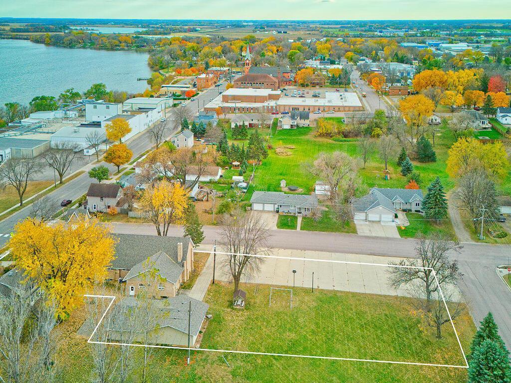 View of Commercial Sale at 410 1st Street, Winsted MN 55395, Winsted (72 of 77) - Mike Wilen | Minnesota Team Real Estate