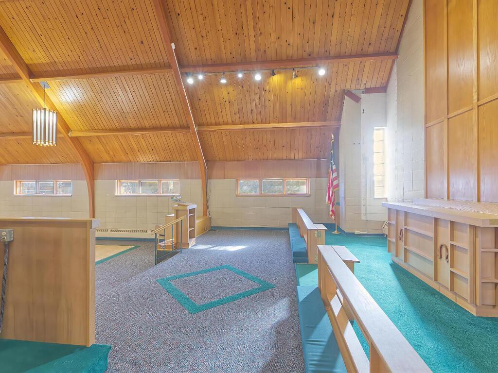 View of Commercial Sale at 410 1st Street, Winsted MN 55395, Winsted (18 of 77) - Mike Wilen | Minnesota Team Real Estate