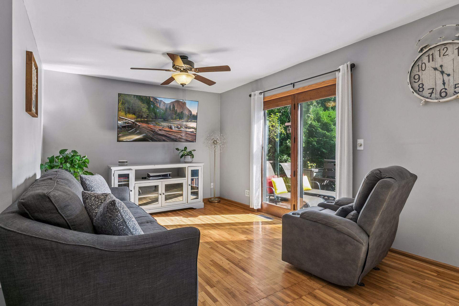 View of Residential at 5391 Raymond Avenue, Mounds View MN 55112, Mounds View (11 of 38) - Mike Wilen | Minnesota Team Real Estate