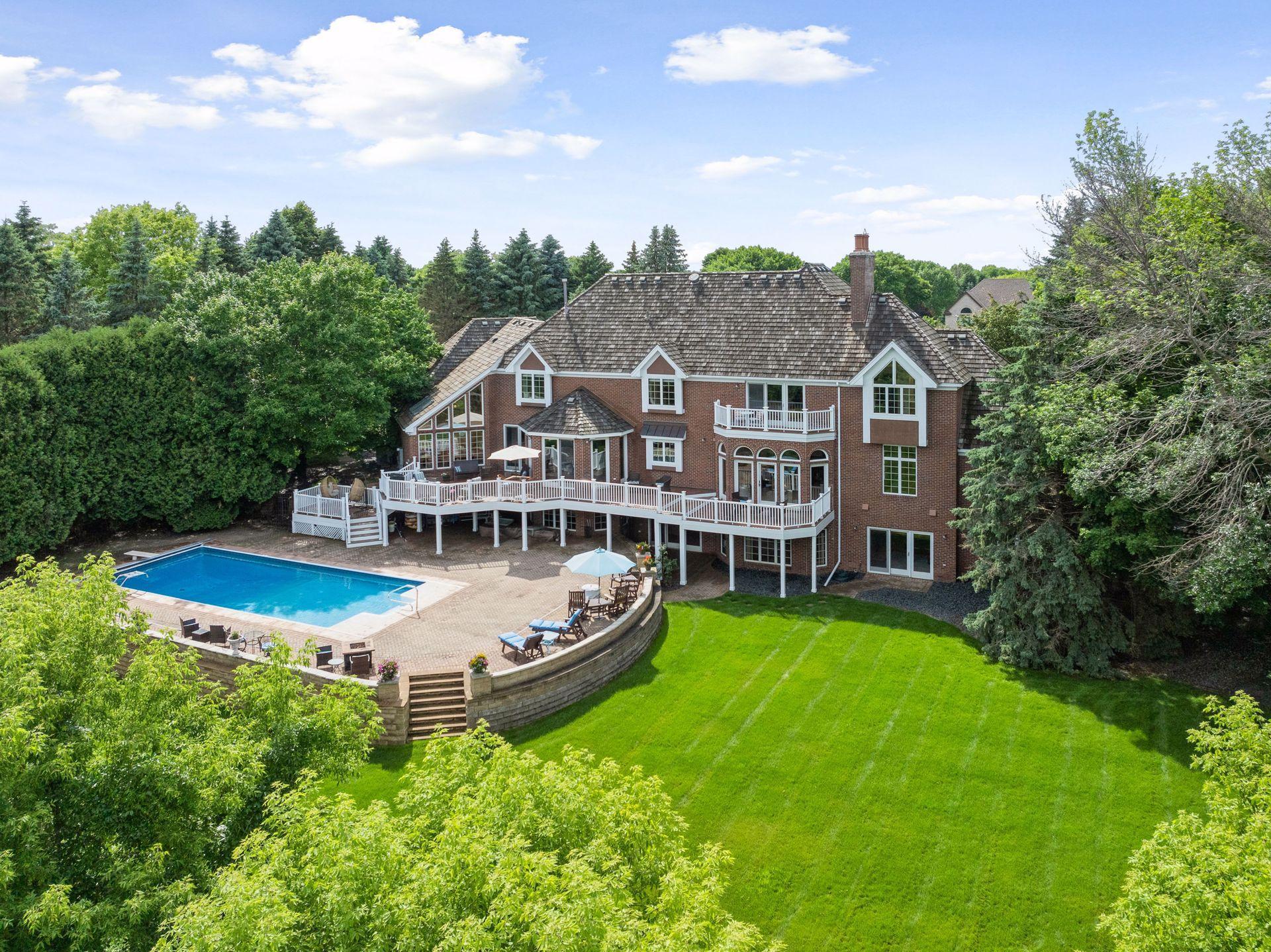View of Residential at 10 Apple Orchard Court, Dellwood MN 55110, Dellwood (15 of 118) - Mike Wilen | Minnesota Team Real Estate