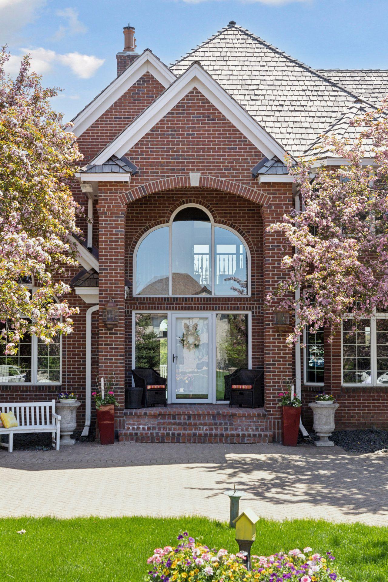 View of Residential at 10 Apple Orchard Court, Dellwood MN 55110, Dellwood (22 of 118) - Mike Wilen | Minnesota Team Real Estate