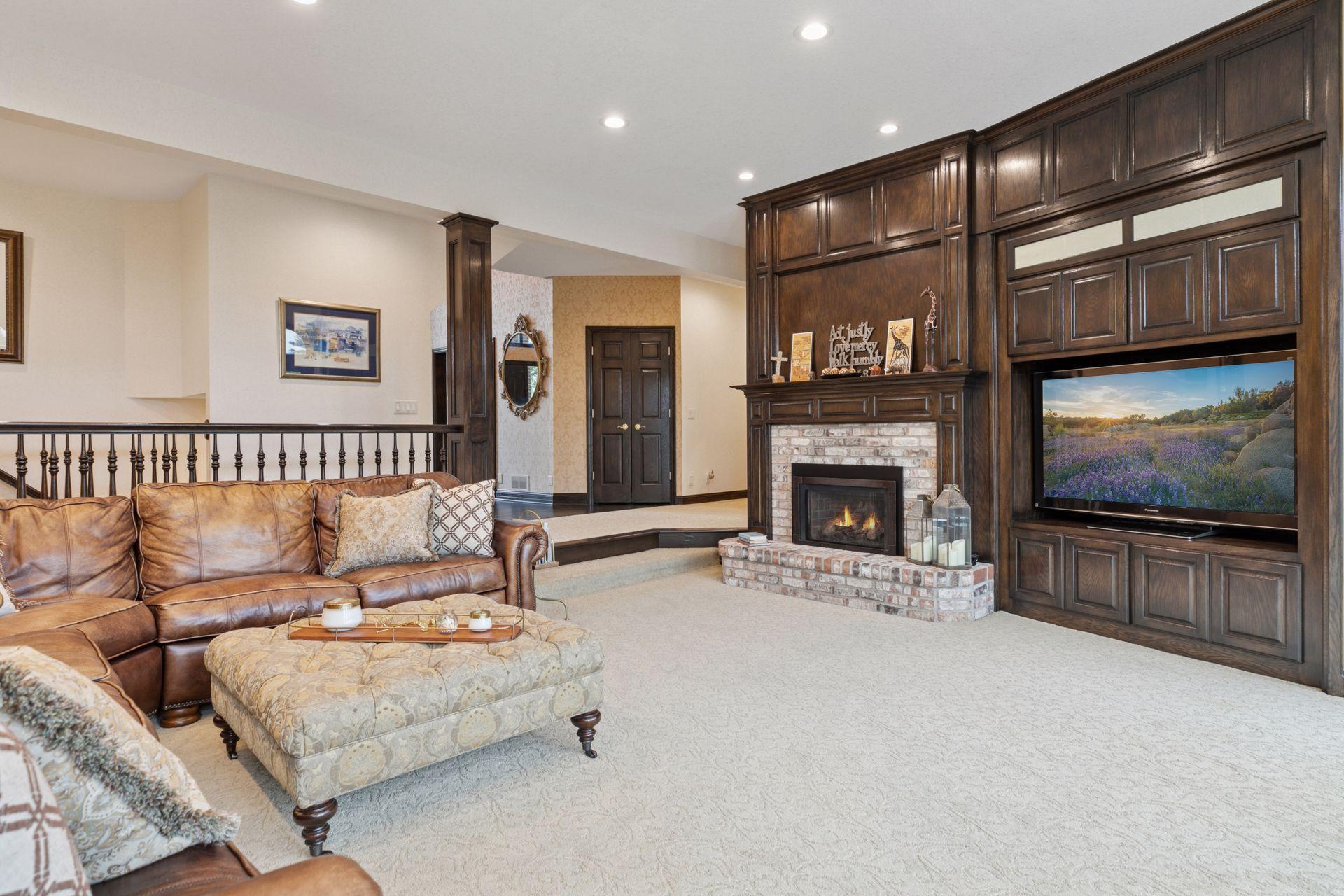 View of Residential at 10 Apple Orchard Court, Dellwood MN 55110, Dellwood (34 of 118) - Mike Wilen | Minnesota Team Real Estate